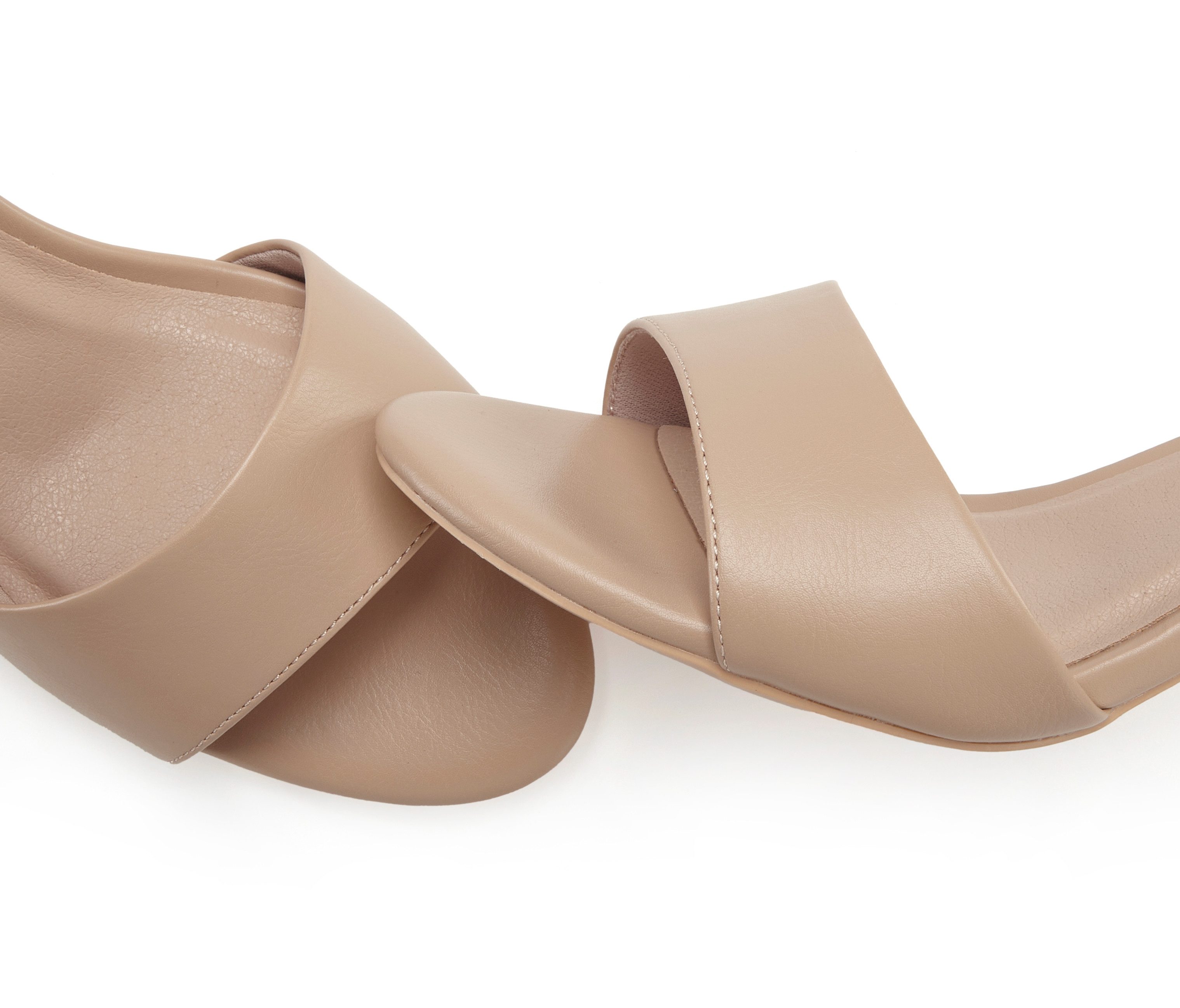 Lascana Highheel sandaaltjes Zomerschoen Bandjessandaal, klassiek elegante design VEGAN