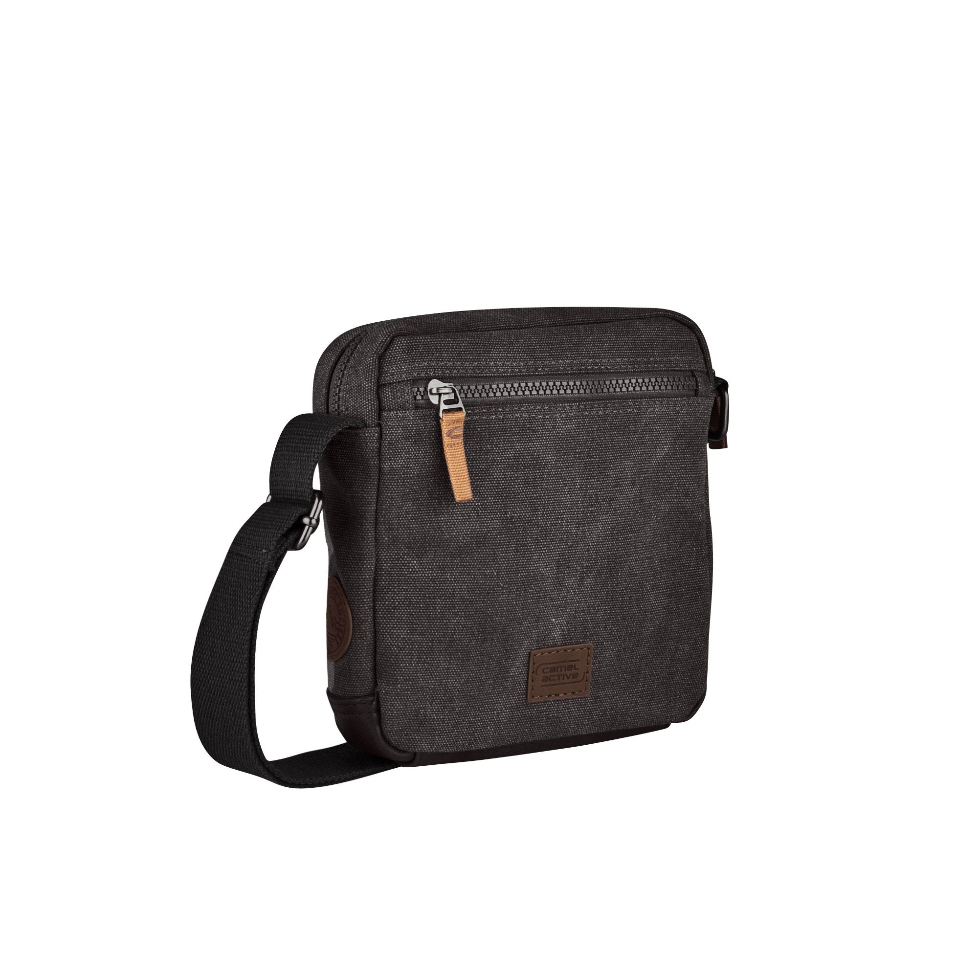 camel active Schoudertas Air Canvas model van zacht lederimitatie afgewerkt met applicaties