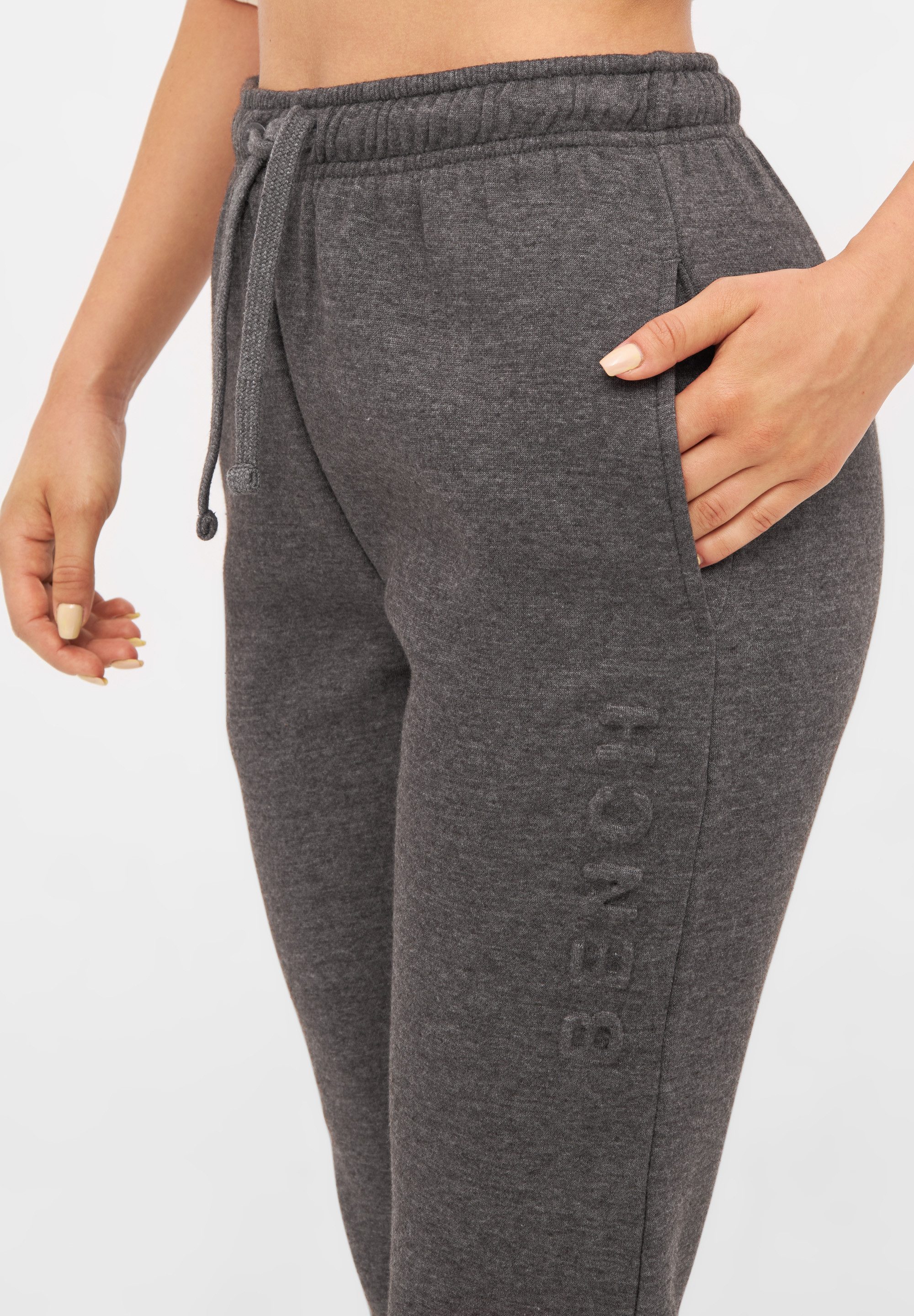 Bench. Sweatbroek Marianna