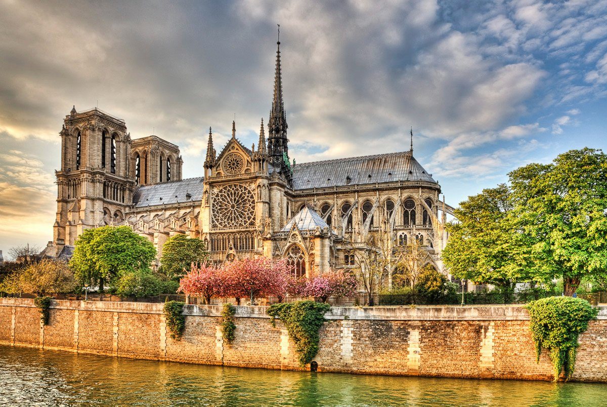 Papermoon Fotobehang Notre Dame de Paris