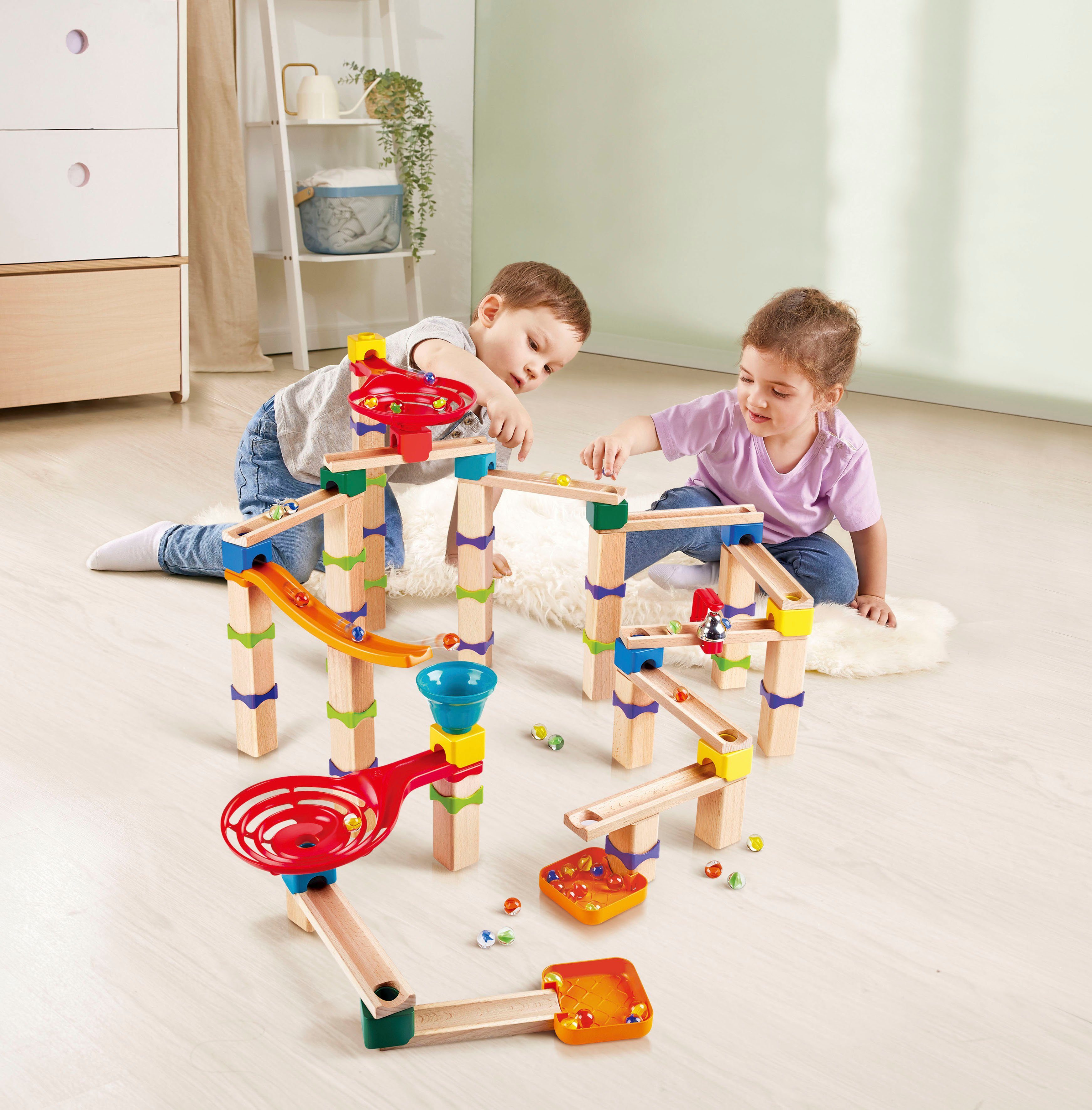 Hape Knikkerbaan Kakelbonte knikkerbaan FSC®- beschermt bos - wereldwijd