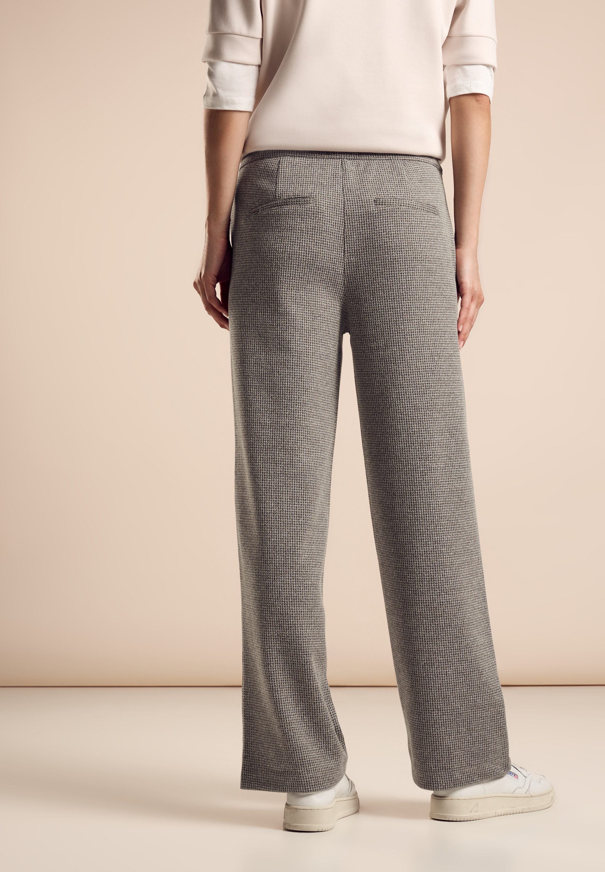 STREET ONE Stoffen broek LTD QR in jacquardlook met brede elastische band