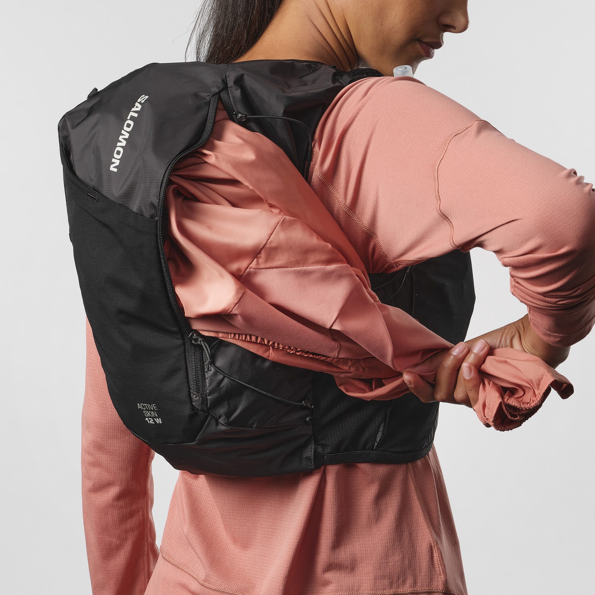 Salomon Drinkrugzak ACTIVE SKIN 12 met praktische flessenvakken