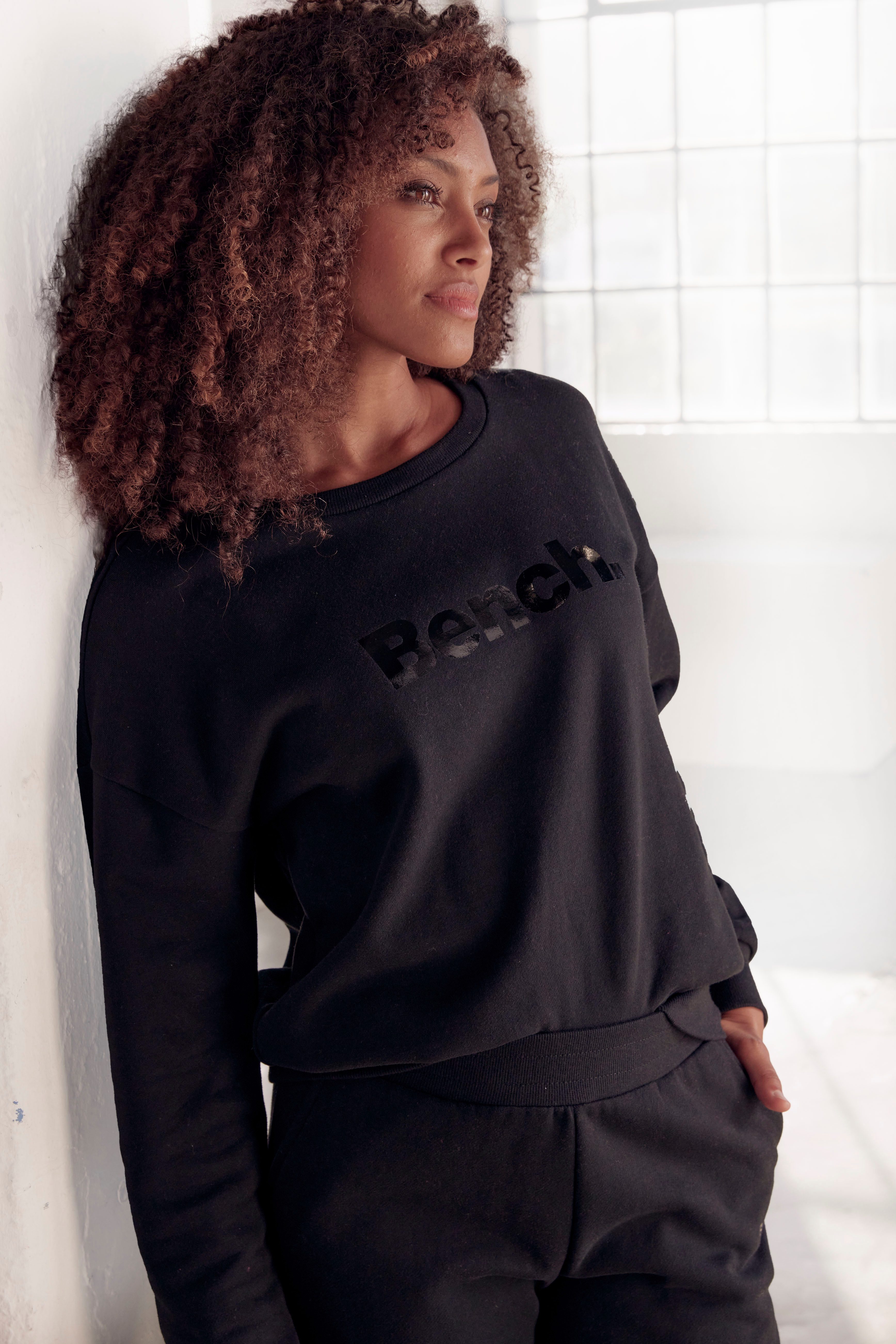 Bench. Loungewear Sweatshirt Loungeshirt met glanzende logoprint, loungewear