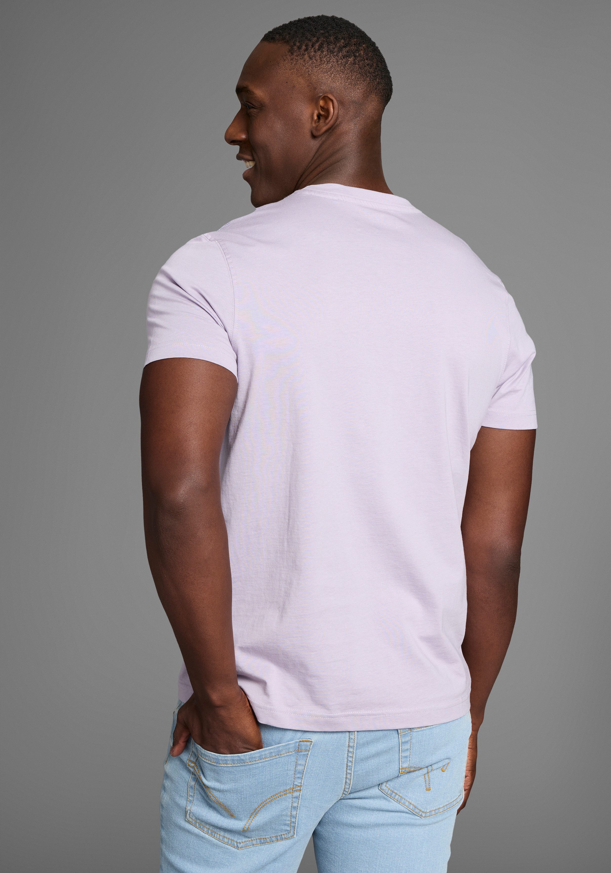 DELMAO Shirt met ronde hals Korte mouw, regular fit, basic, van 100% katoen