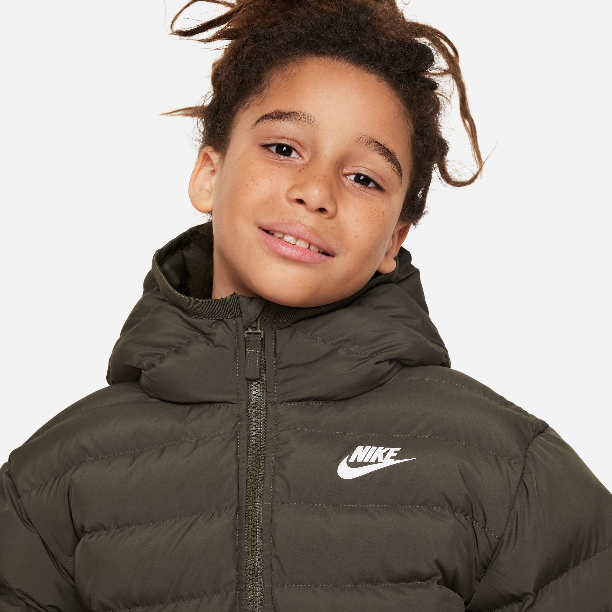 K HD Kinder | bij je NSW JKT Outdoorjack für vind Sportswear - LOW SYNFL Nike OTTO