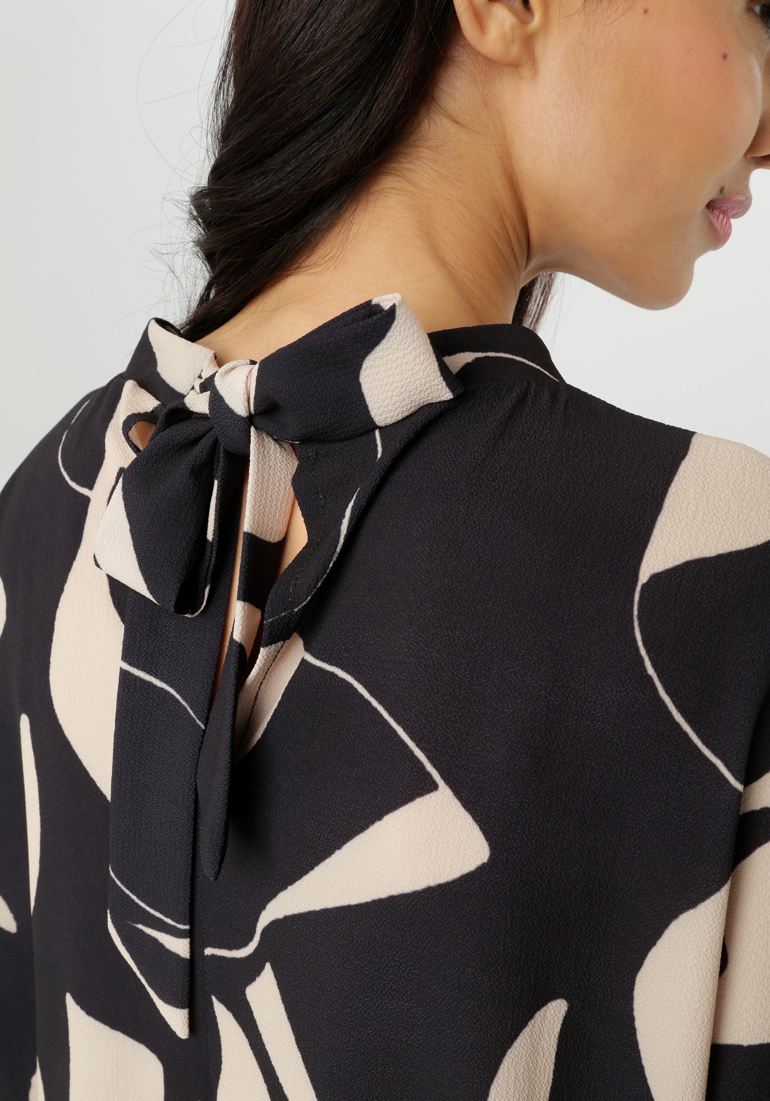 Aniston SELECTED Blouse met korte mouwen