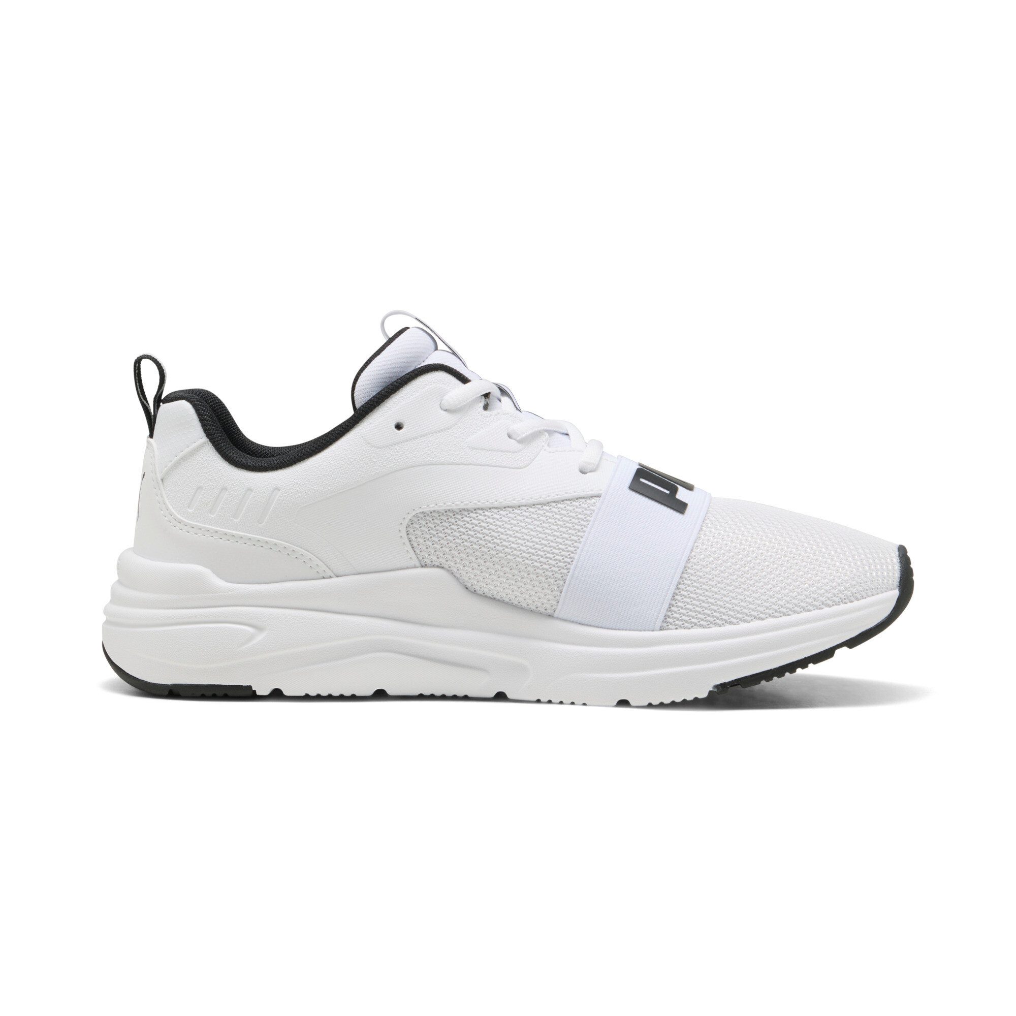 PUMA Sneakers