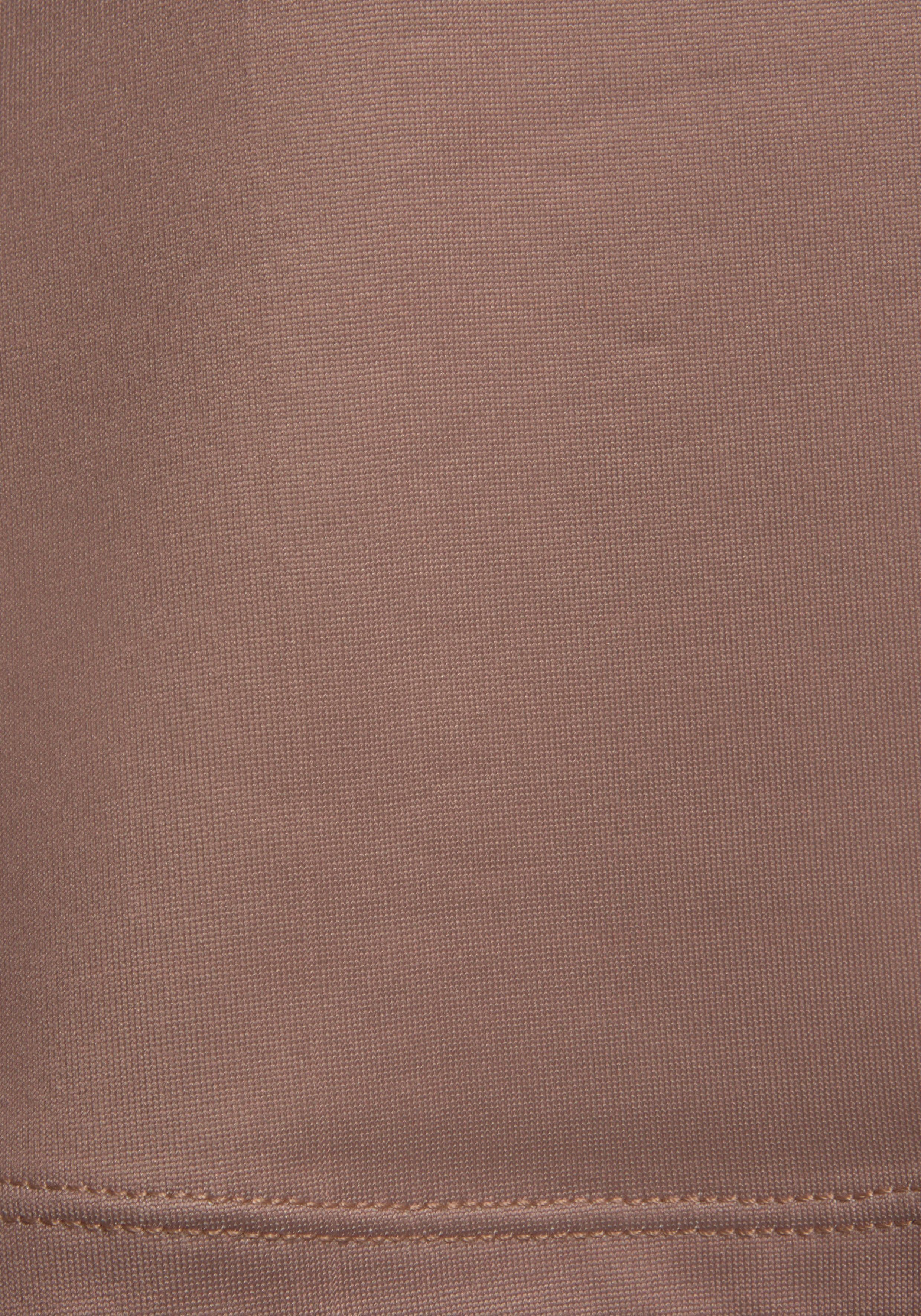 active by Lascana Functioneel shirt met cut-out achter