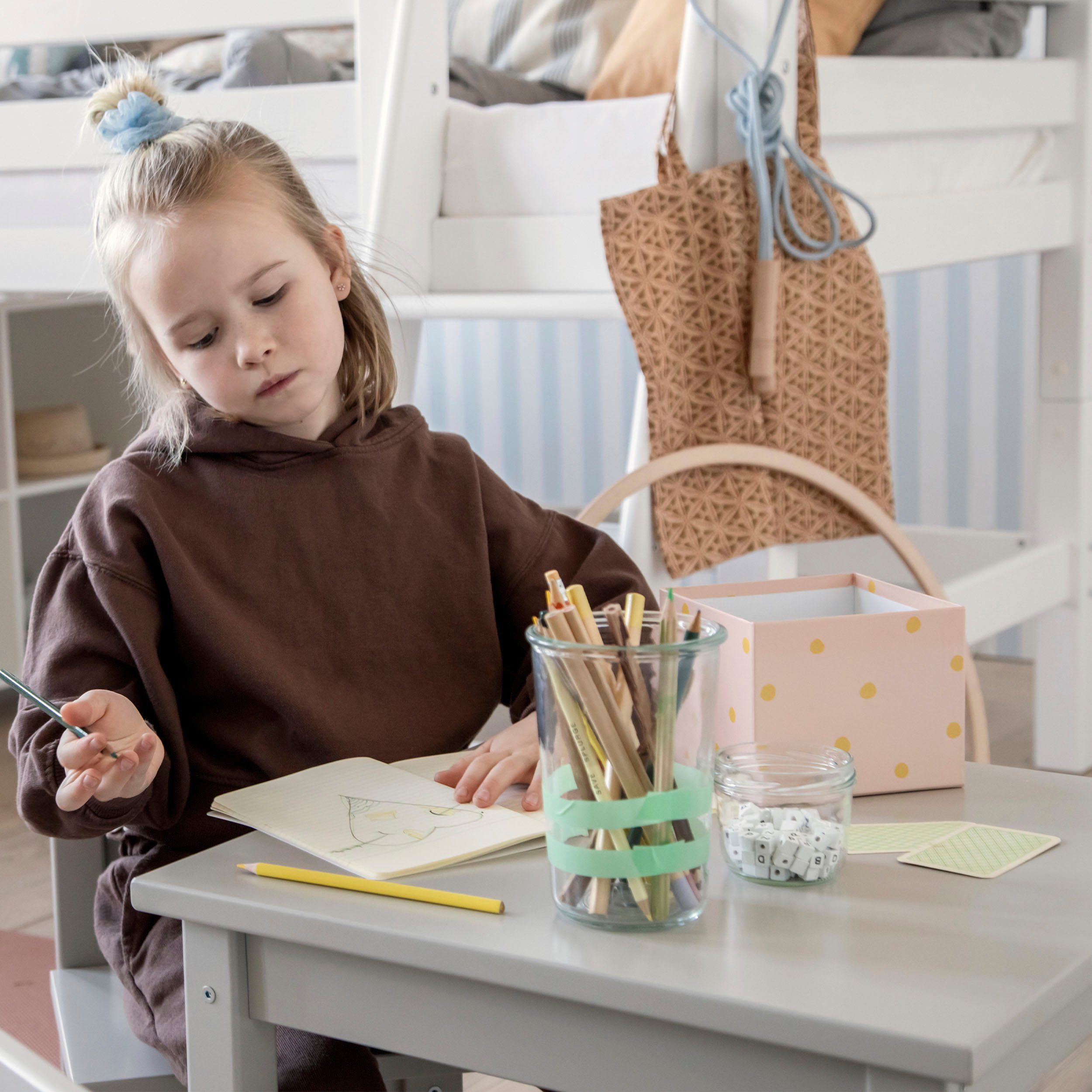 Hoppekids Kinderzithoek MADS kinderzithoek in vele kleuren, met twee stoelen (set, 3-delig)