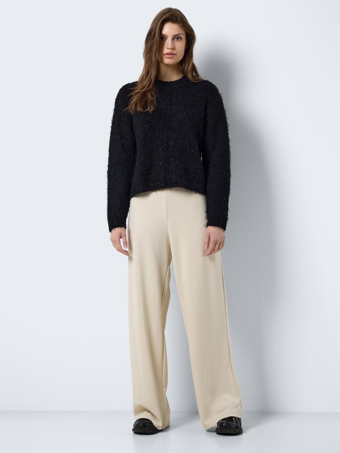 Noisy may Trui met ronde hals NMSASSY L S O-NECK KNIT FWD NOOS