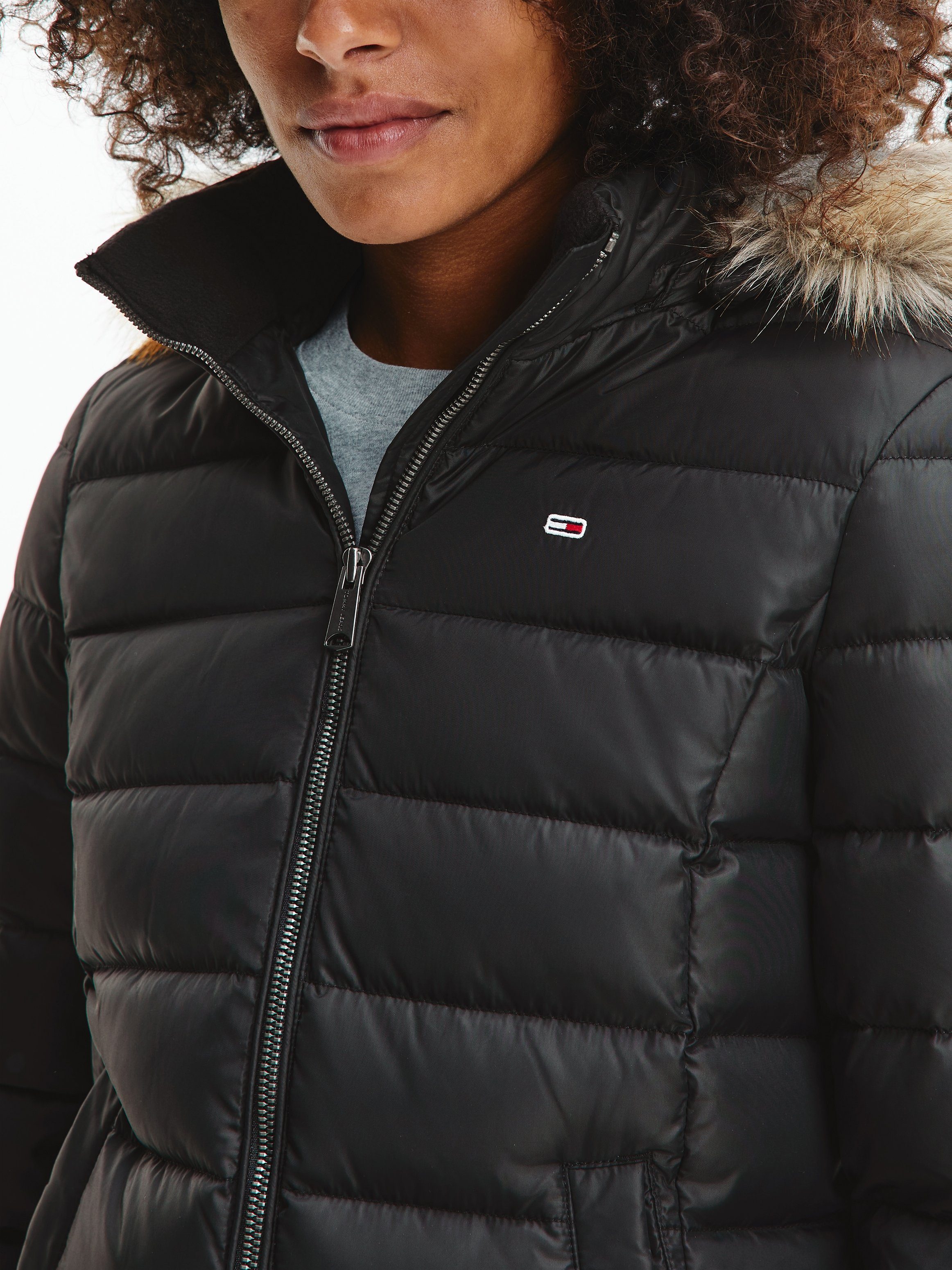 TOMMY JEANS Donsjack BASIC HOODED DOWN JACKET met imitatiebont aan de capuchon & tommy jeans-merklabel