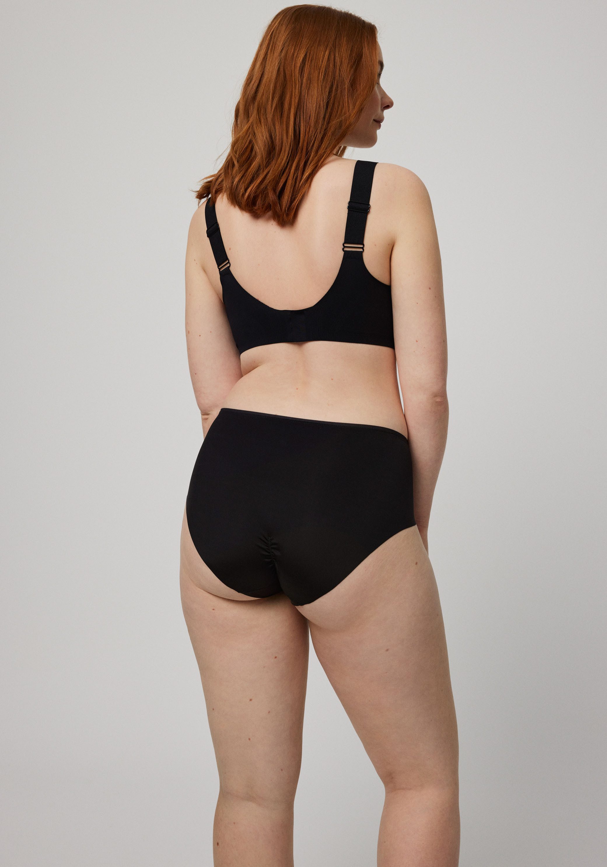 YSABEL MORA Shapingslip uit versterkt materiaal en met bedekte, hooggesneden pasvorm