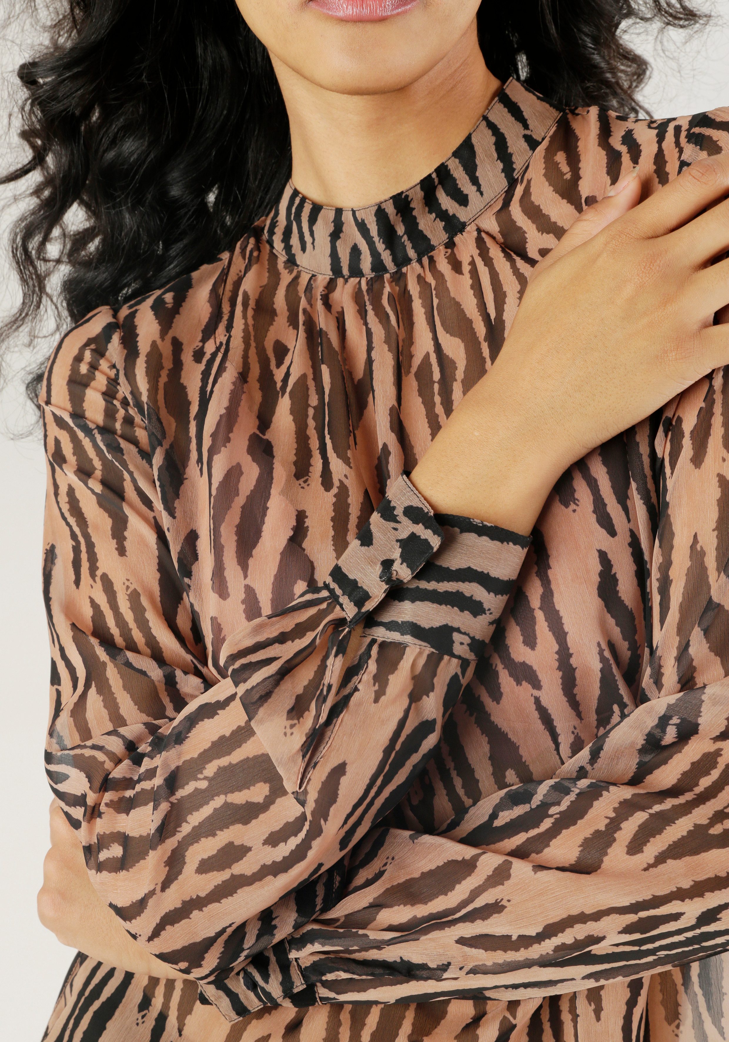 Aniston SELECTED Chiffon blouse transparant