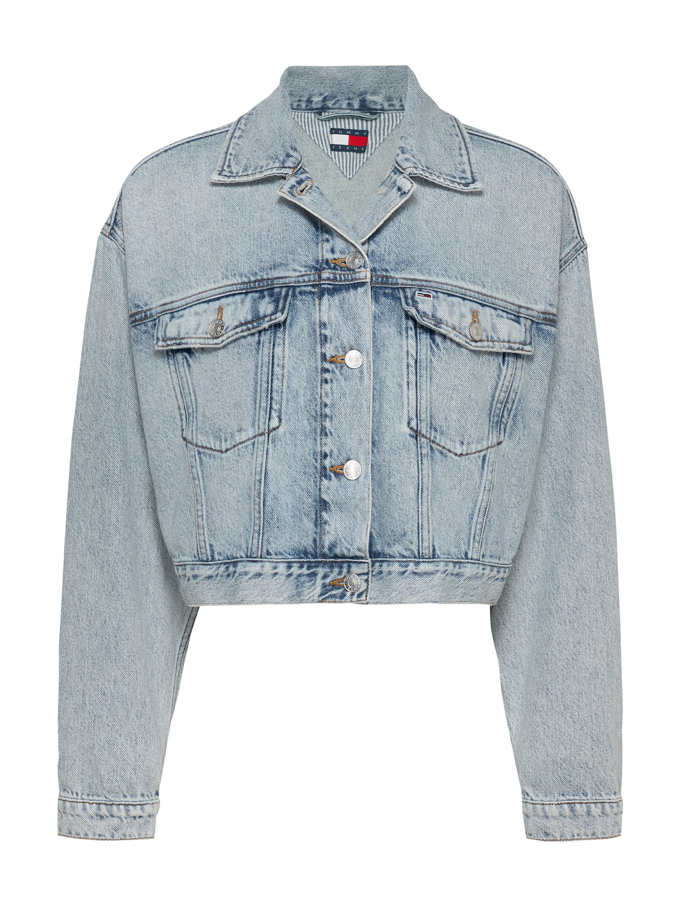 TOMMY Jeansjack OVSZ CROP TRUCKER JACKET BI6012 met korte snit, in blauwe was, met borstzakken