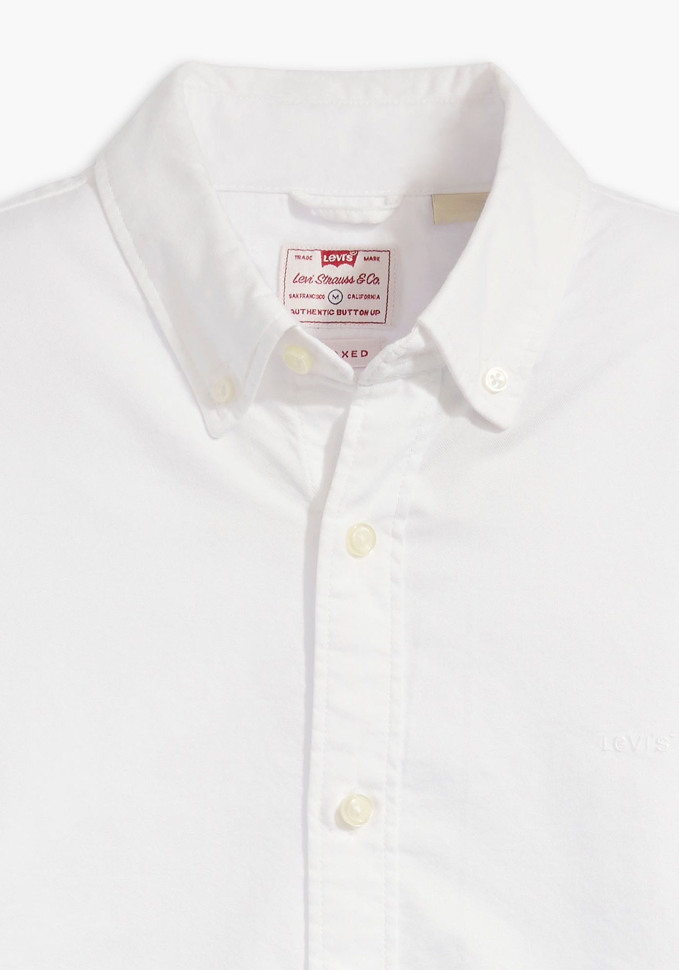Levi's Overhemd met lange mouwen AUTHENTIC BUTTON DOWN met ton-in-ton logo-borduursel op de borst