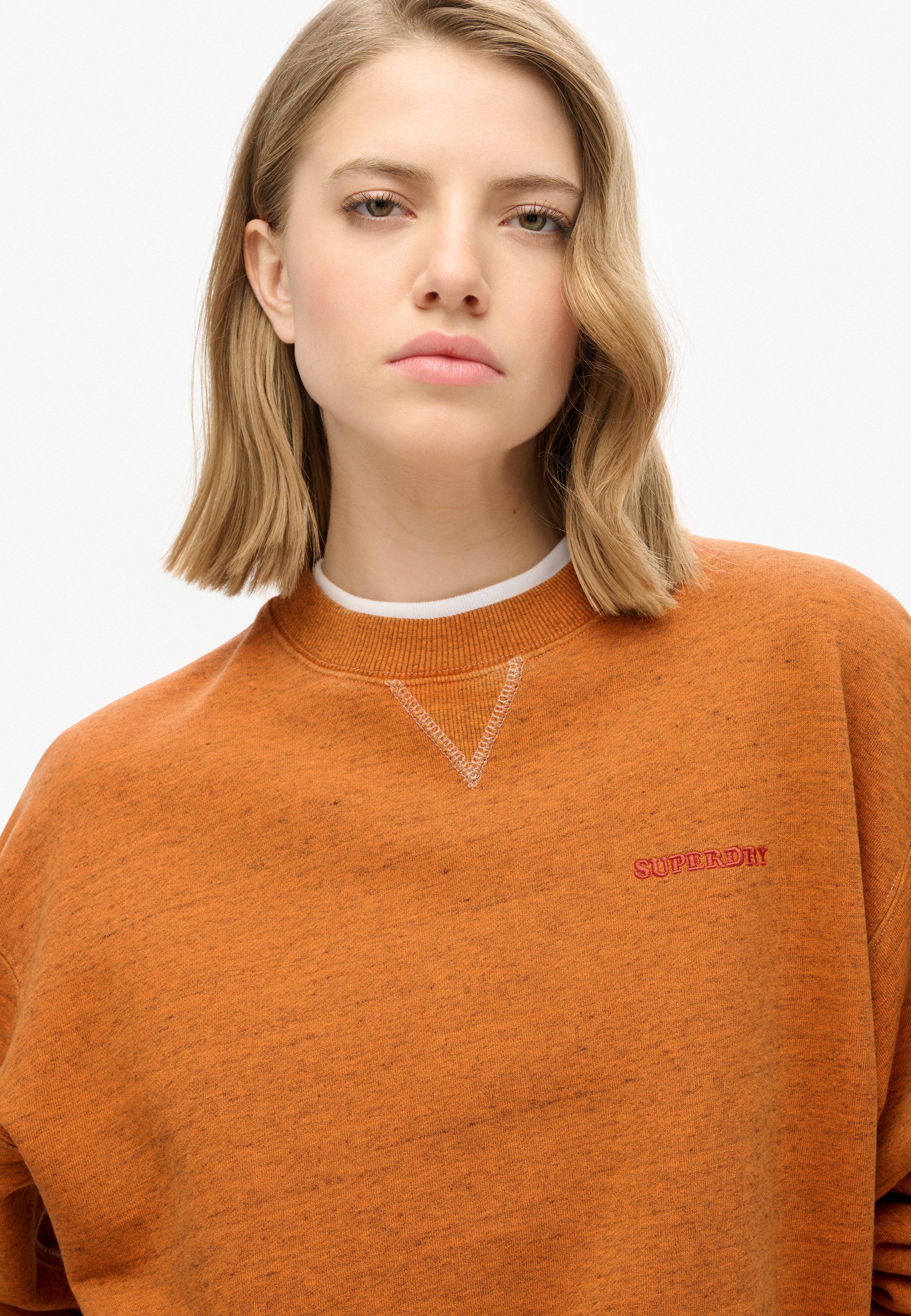 Superdry Sweatshirt ESSENTIAL LOGO OVERDYED SWEAT