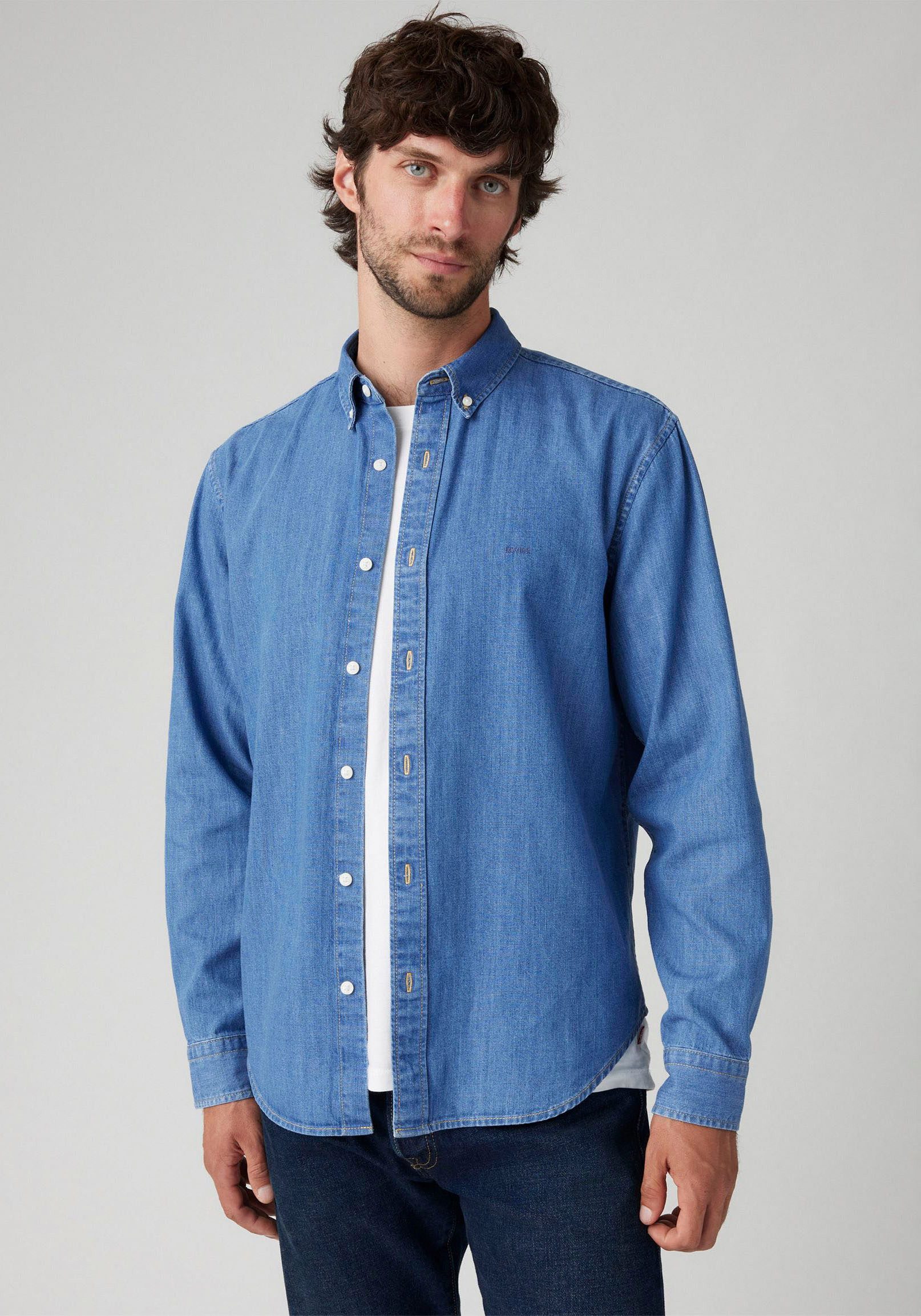 Levi's® Overhemd met lange mouwen AUTHENTIC BUTTON DOWN met ton-in-ton logo-borduursel op de borst