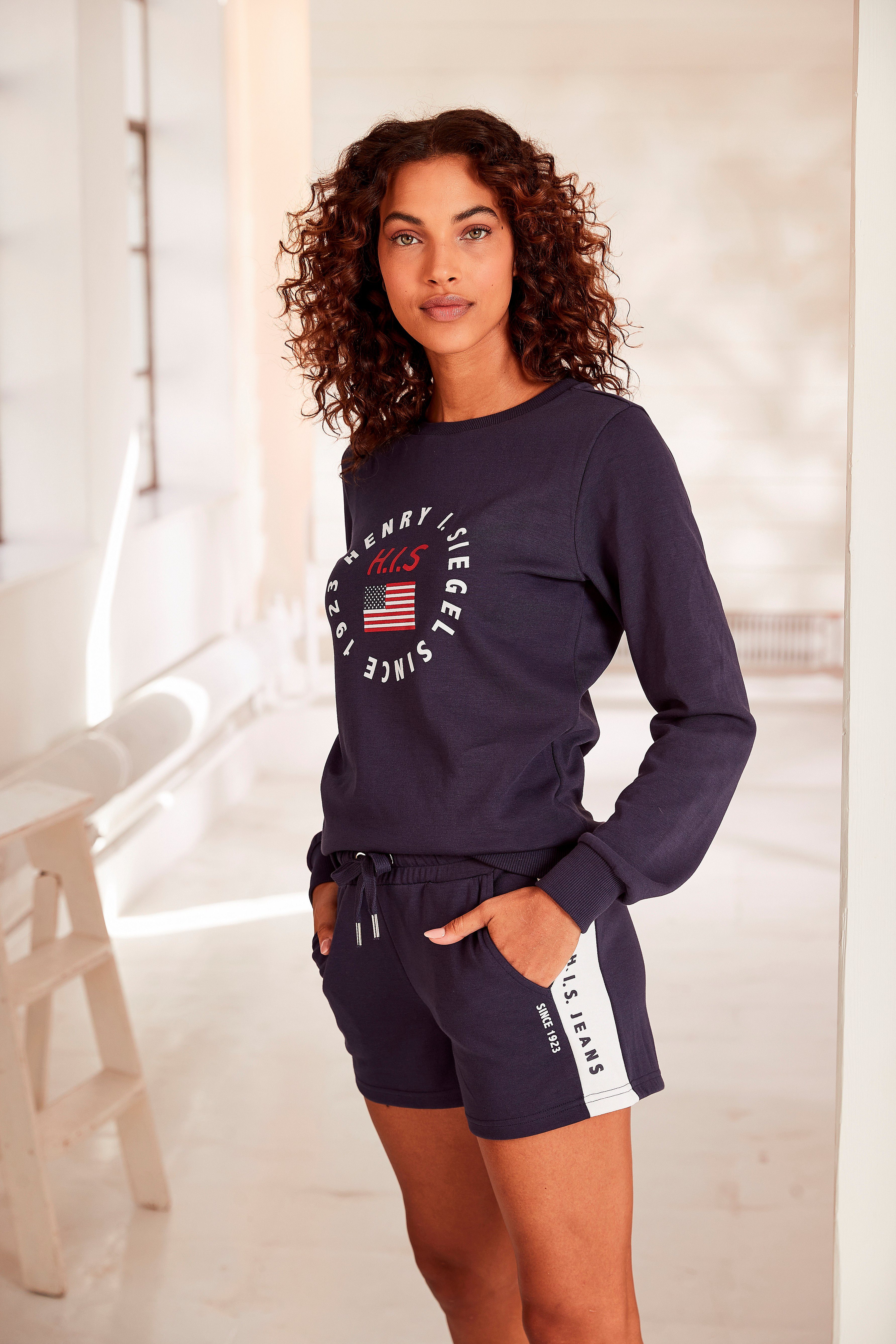 H.I.S Short met witte strepen opzij en logoprint