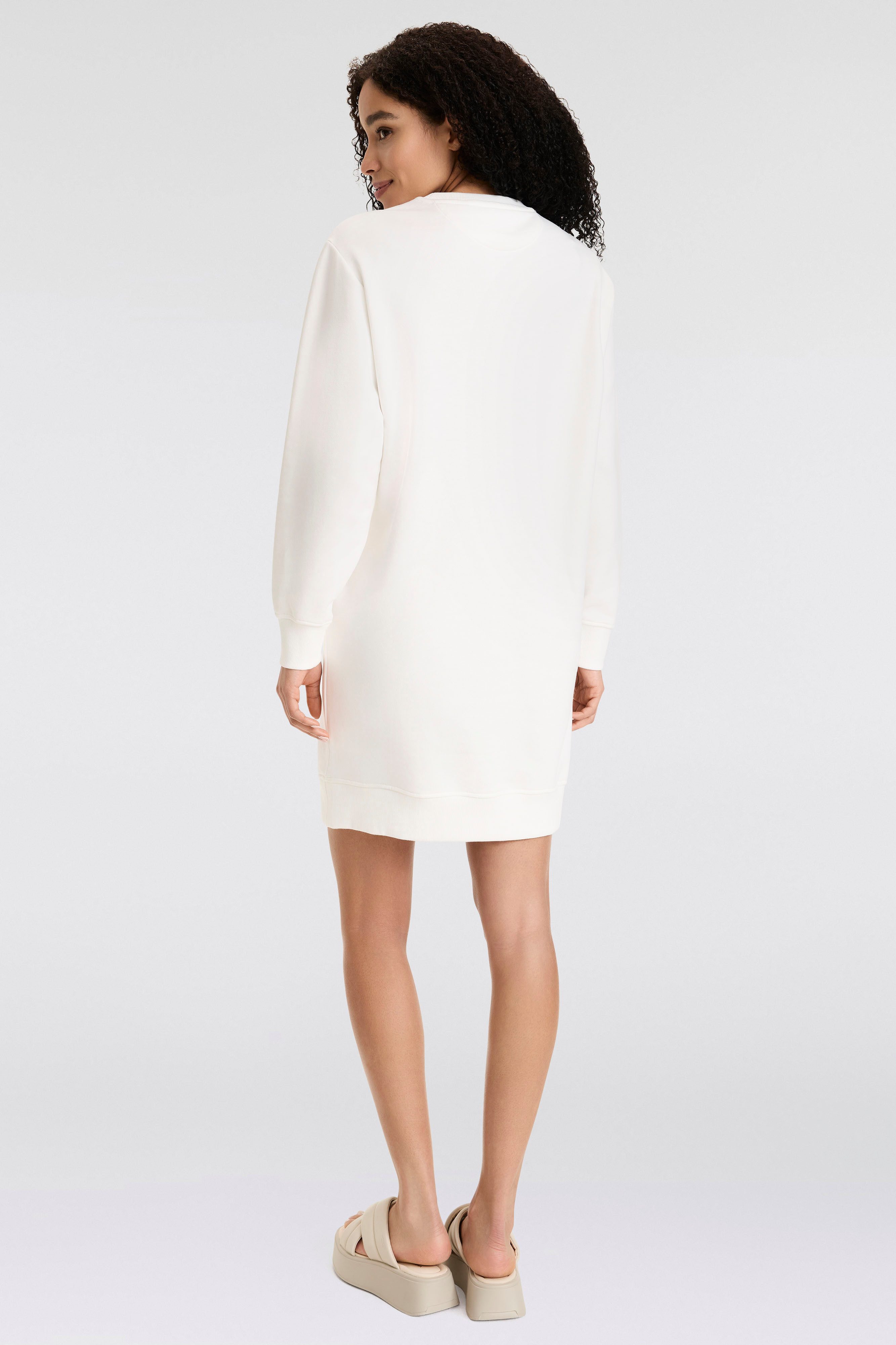 Gant Sweatjurk SHIELD C-NECK SWEAT DRESS Shield sweatjurk met ronde hals
