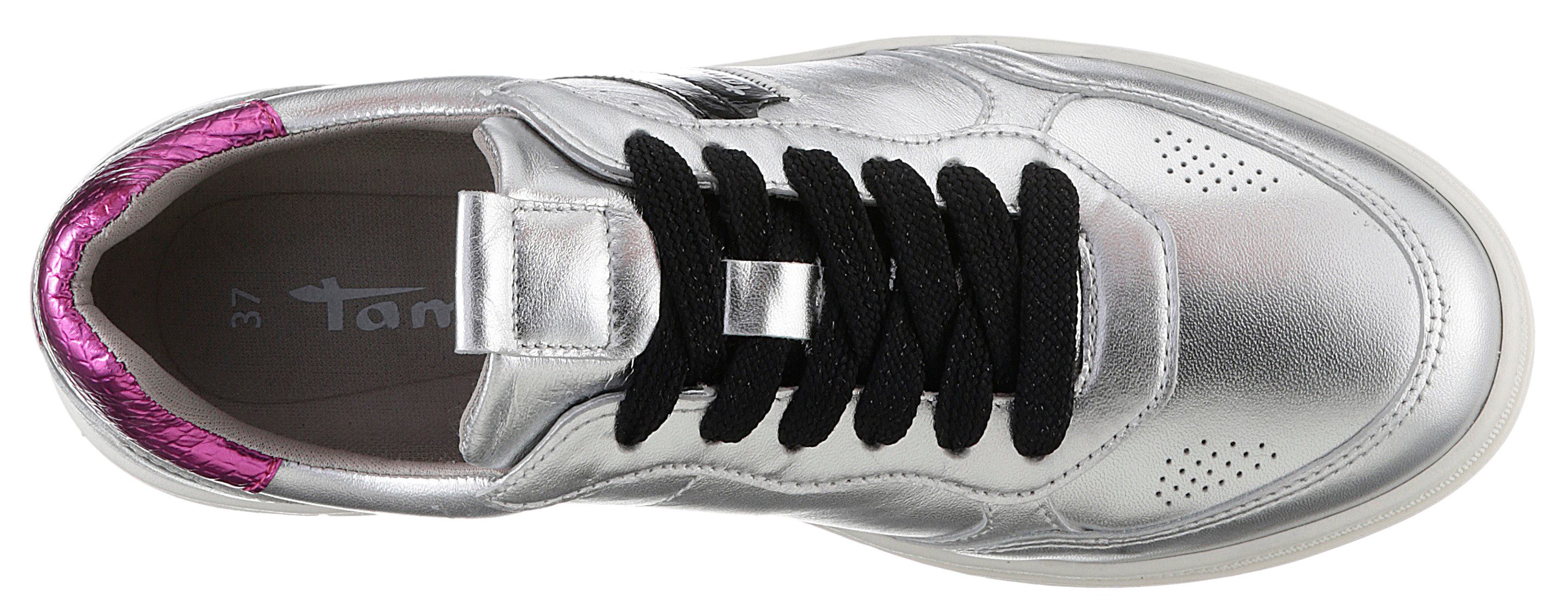 Tamaris Plateausneakers , vrijetijdsschoen, lage schoen, veterschoen met decoratieve stiksels en perforatie