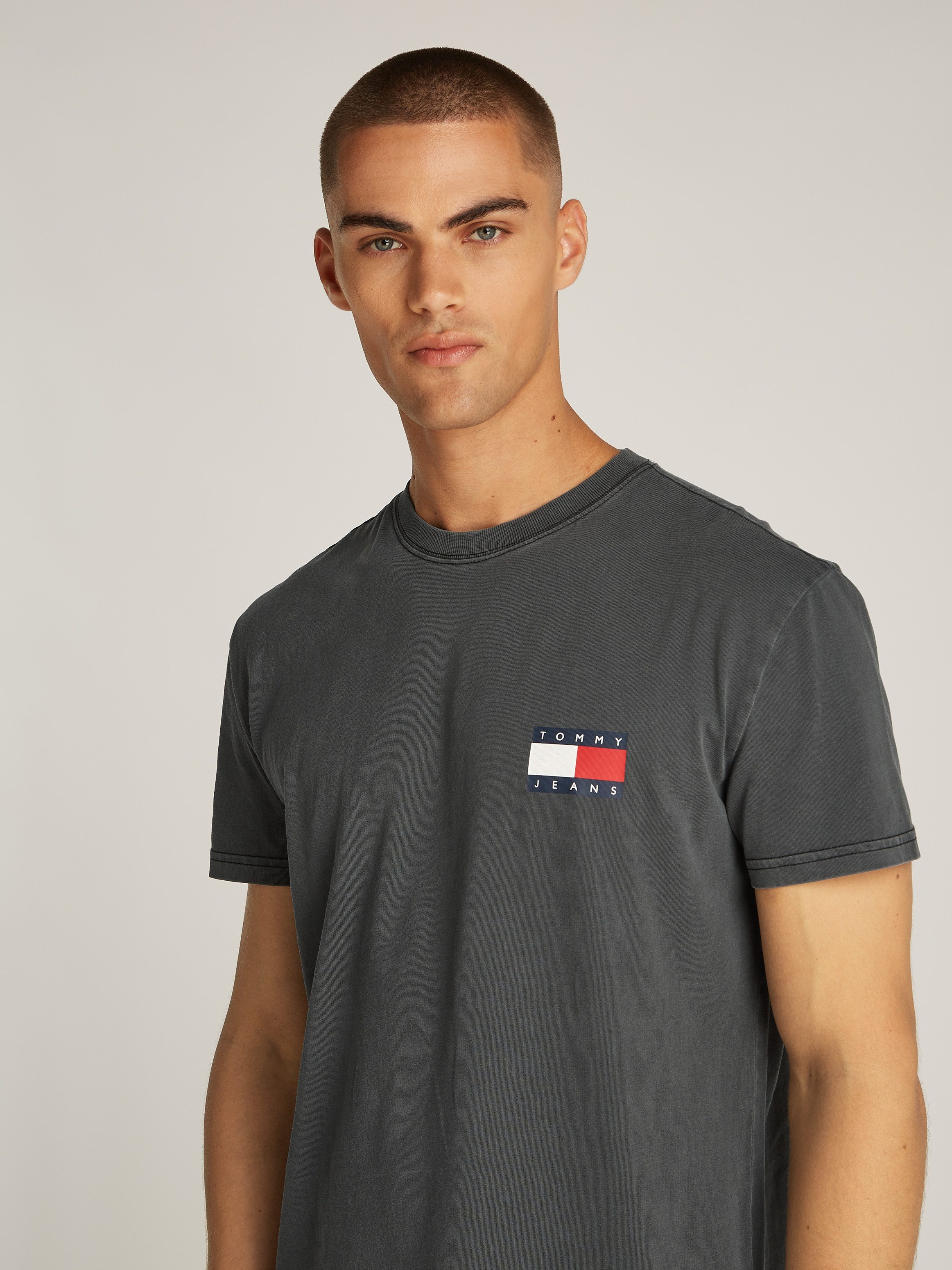 TOMMY JEANS T-shirt TJM REG HERITAGE FLAG TEE EXT