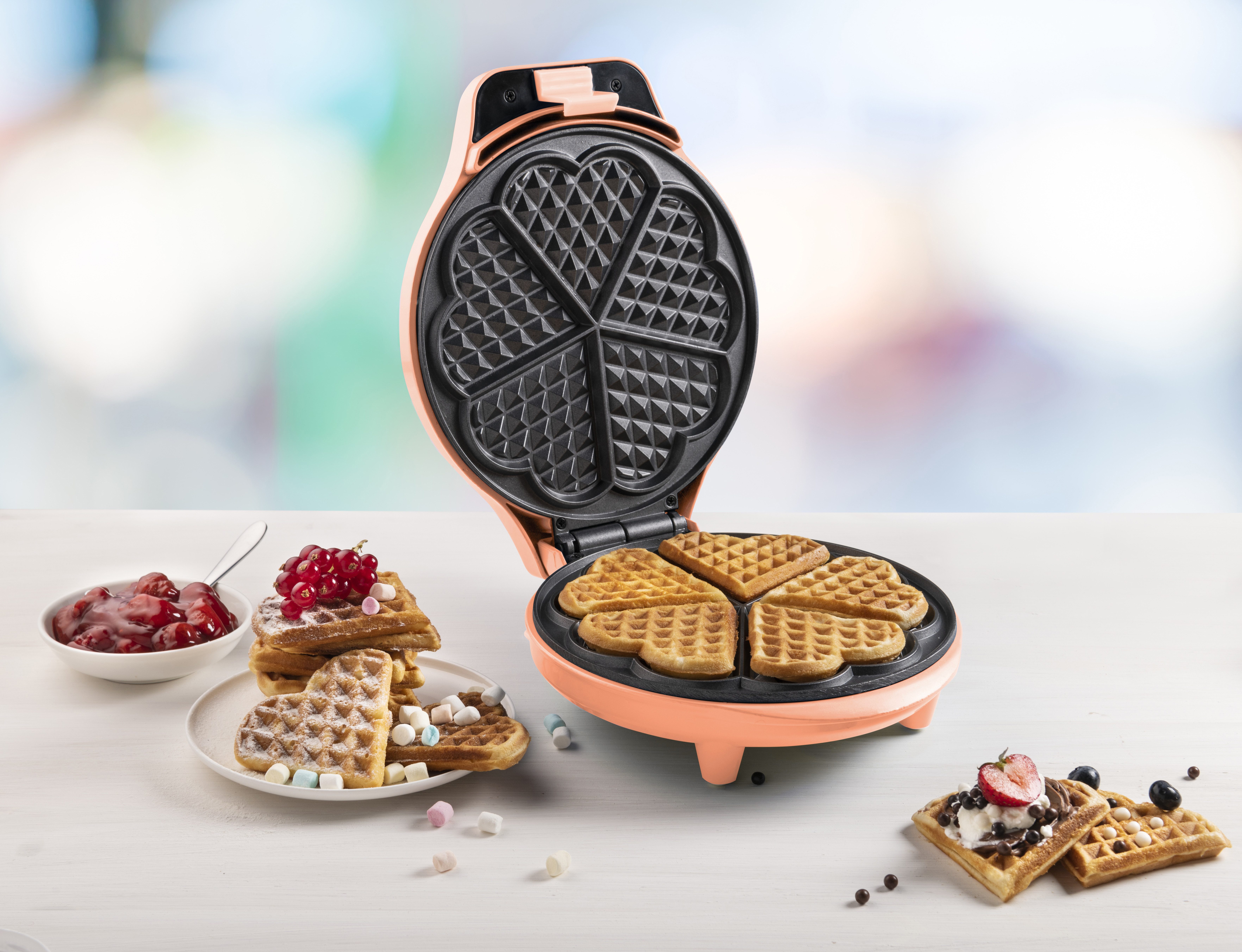 bestron Wafelijzer ASW217 voor klassieke hartvormige wafels, met antiaanbaklaag, retrodesign
