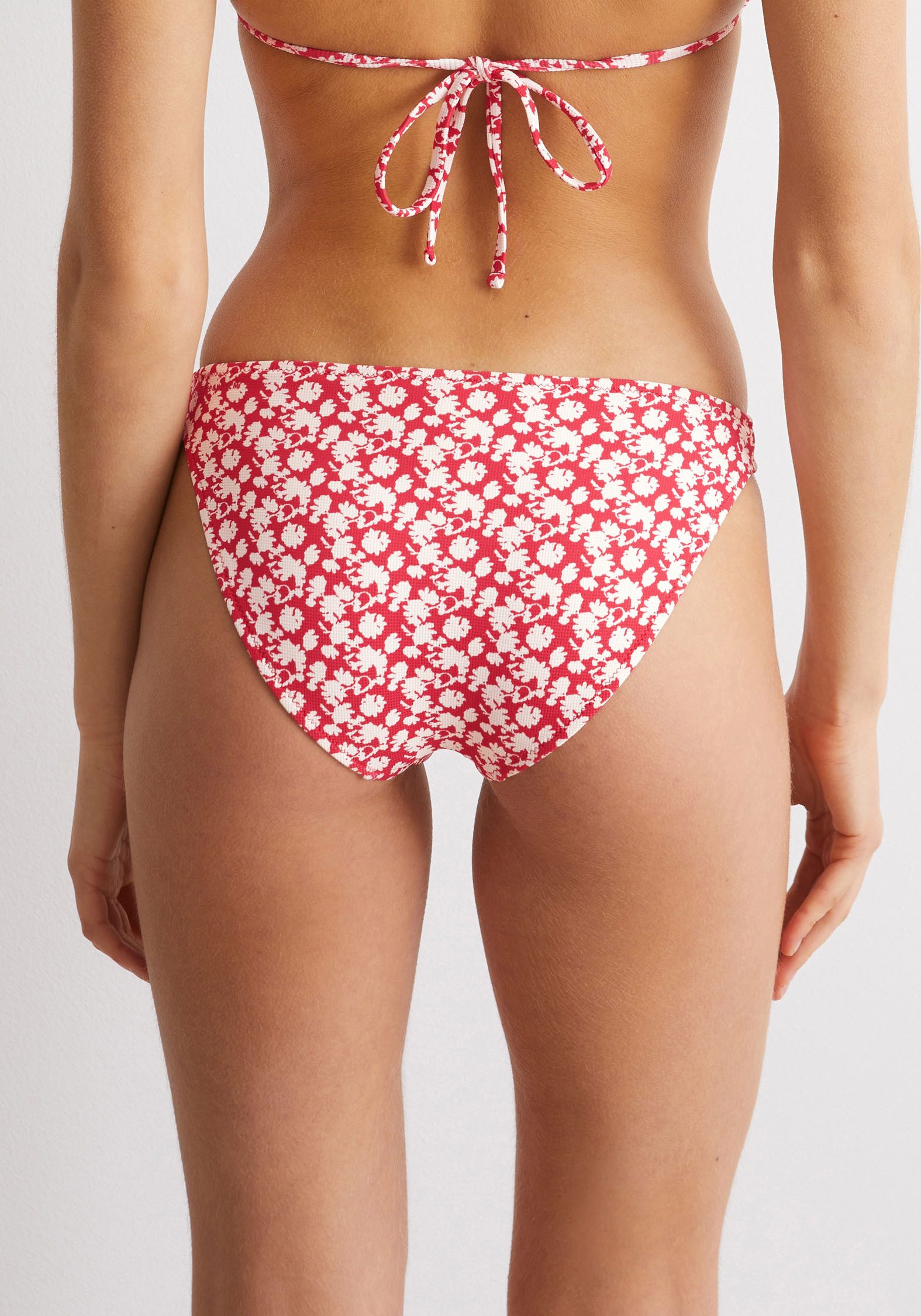 Marc O'Polo Bikinibroekje Millefleur met elegant bloemenontwerp