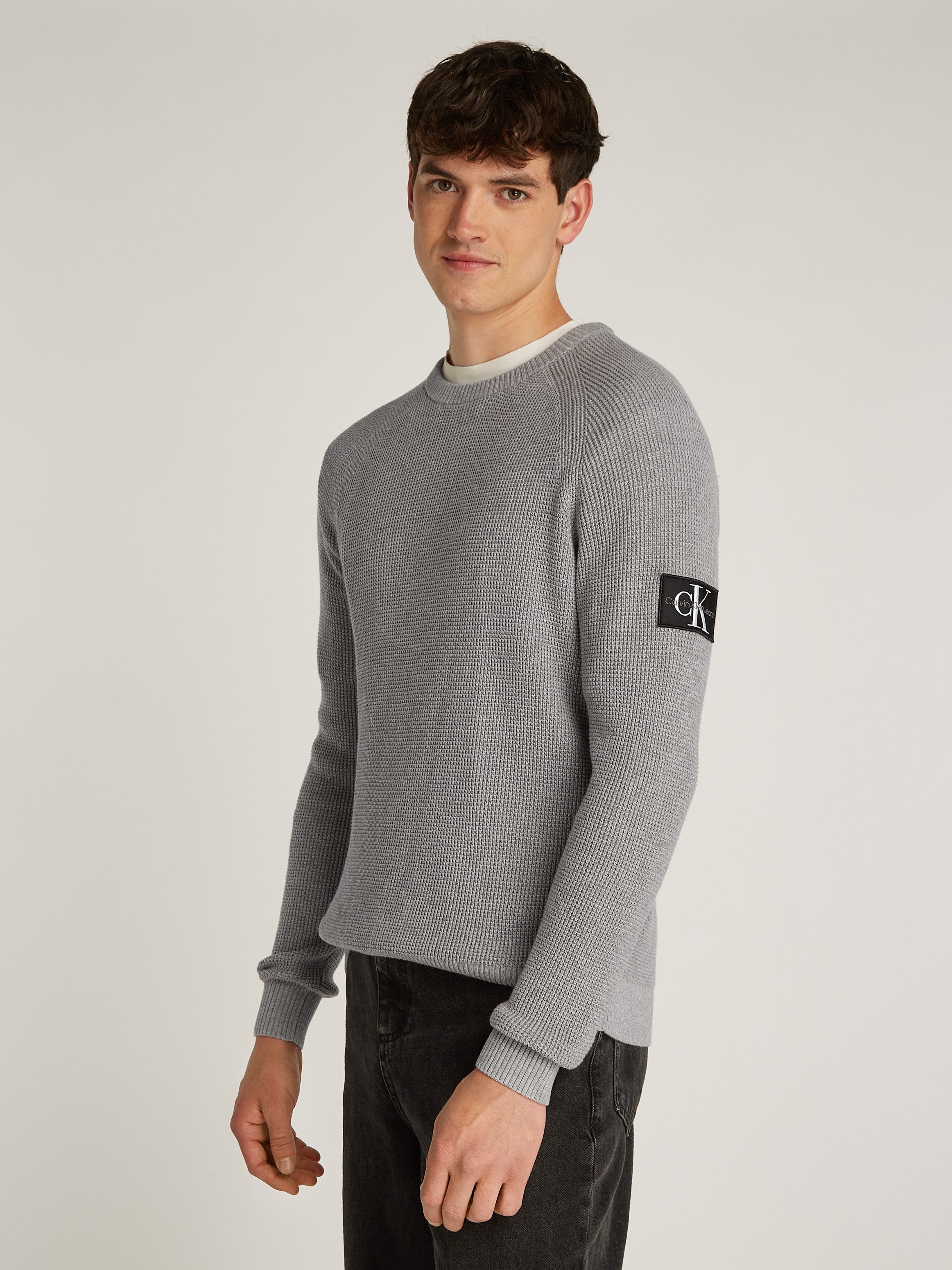 Calvin Klein Jeans Trendy Badge Easy Sweater voor Mannen Gray Heren