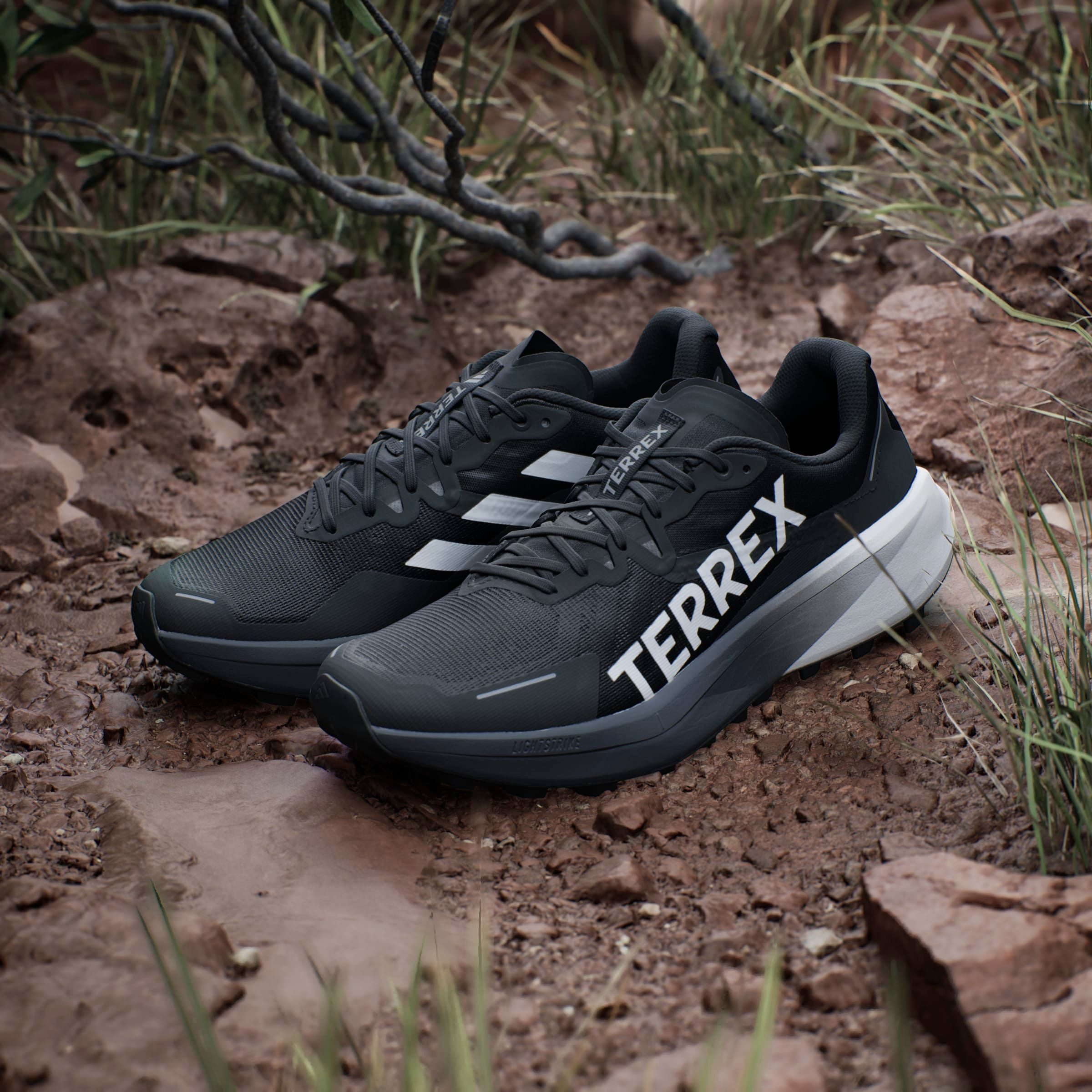 adidas TERREX Trailrunningschoenen TERREX AGRAVIC 3 TRAILRUNNING