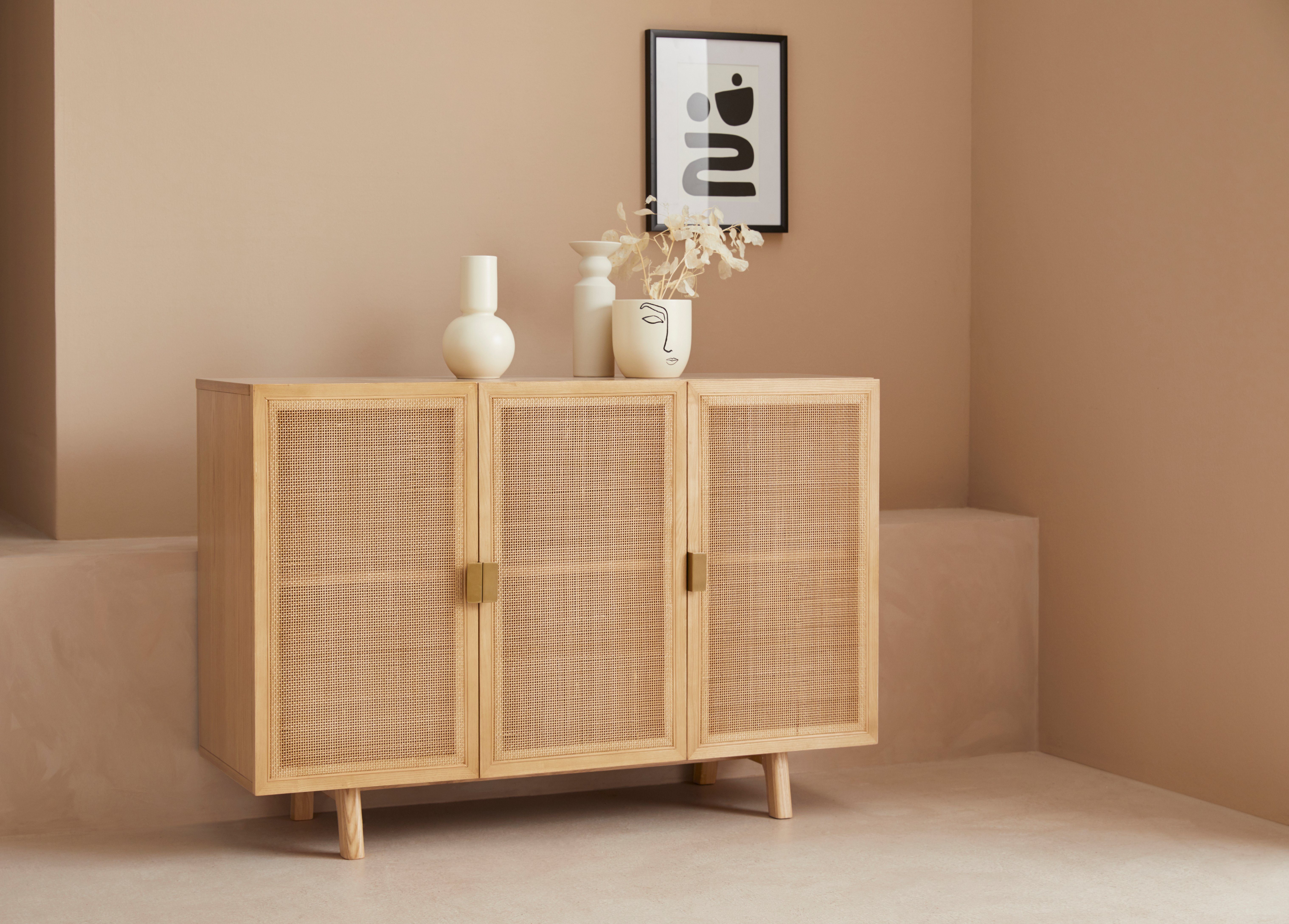 LeGer Home by Lena Gercke Kast Lina Met rotan inzet, 4 binnenvakken, gedeeltelijk massief dressoirs beige