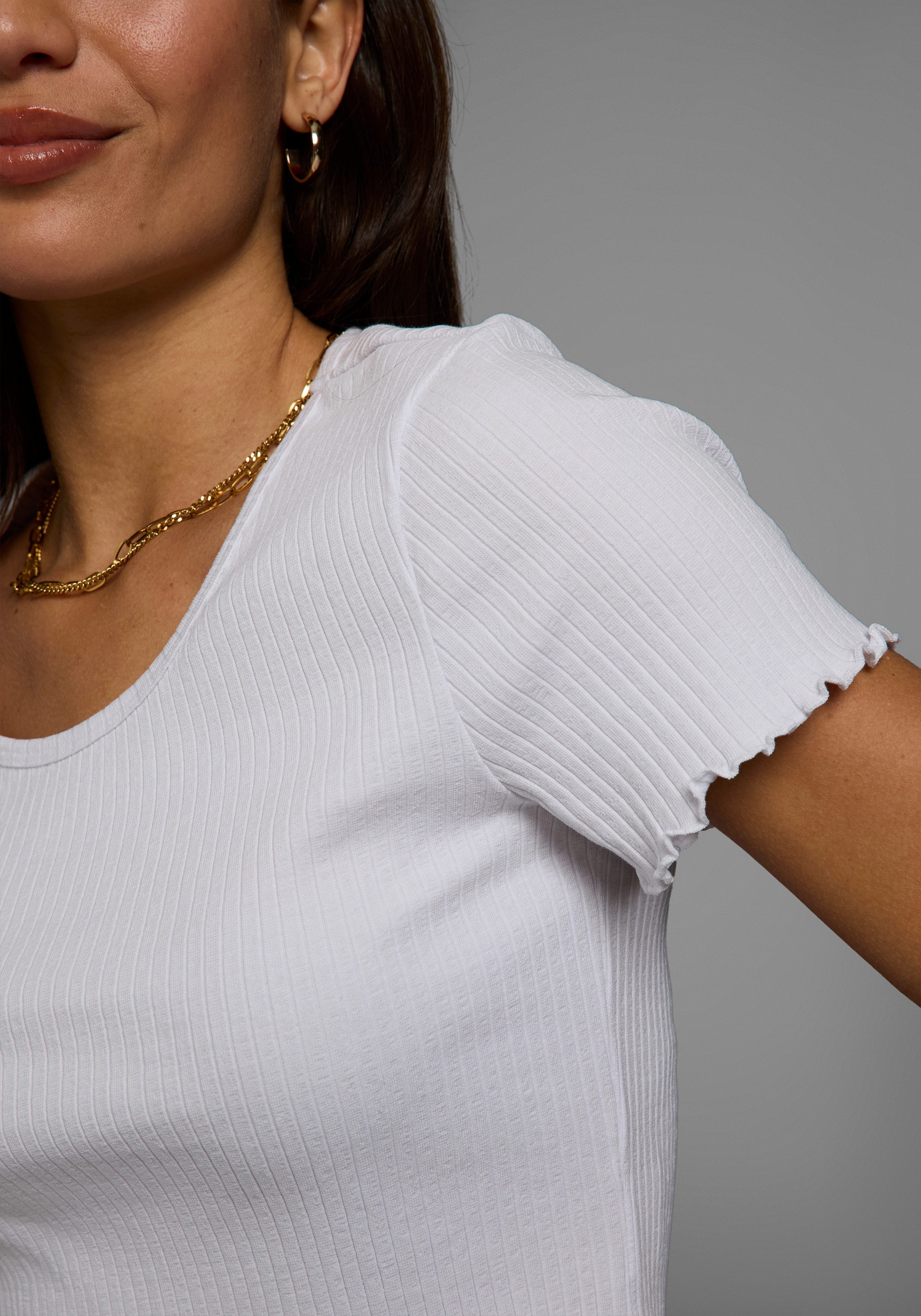 Laura Scott Shirt met korte mouwen met golvende zoom