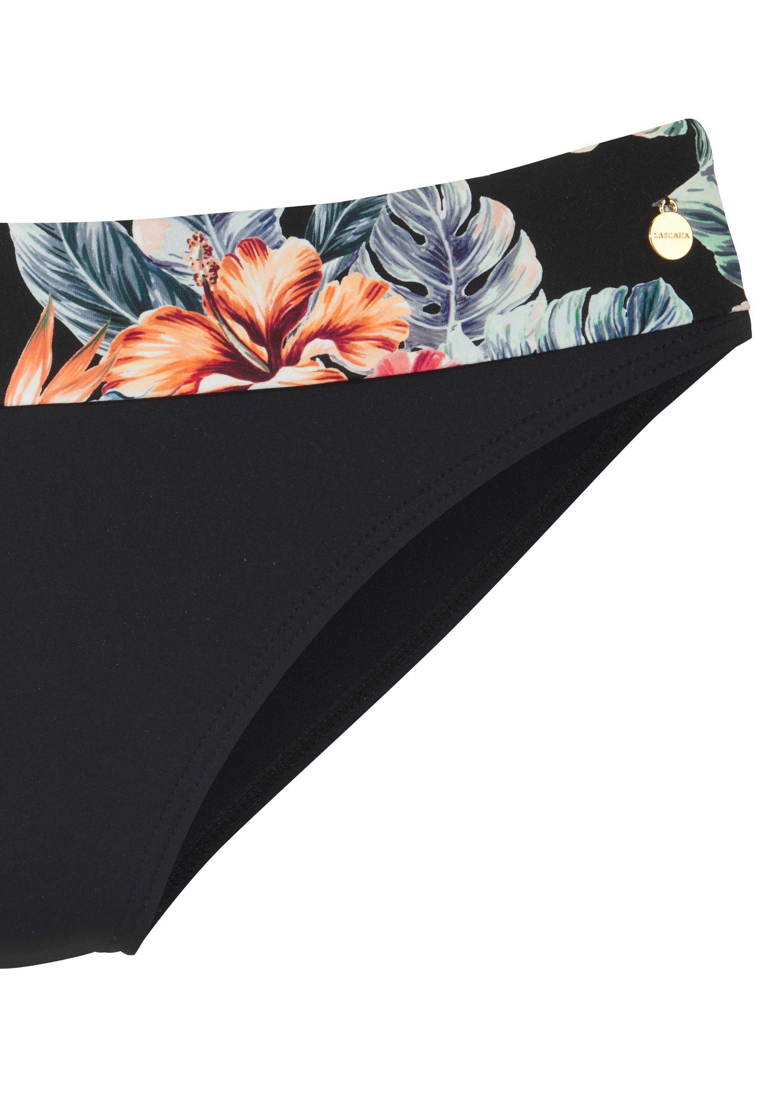 Lascana Bikinibroekje Salsa met mooie bloemenprint