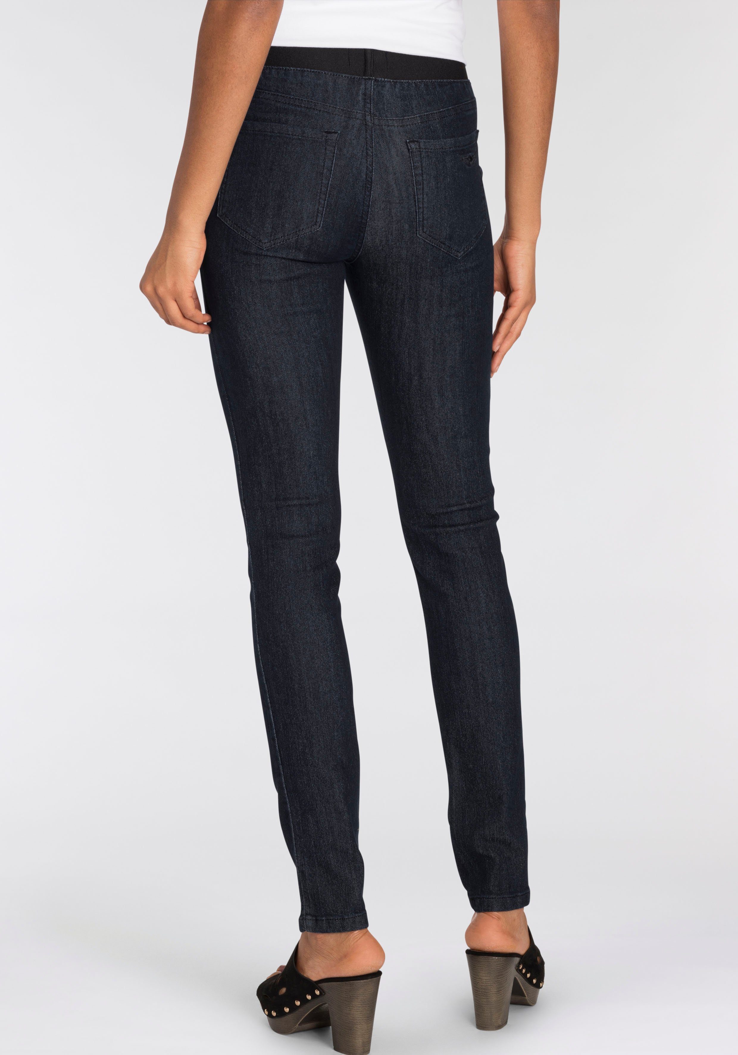 Arizona Skinny fit jeans extra-strakke snit, comfortabele taille, used-look-wassing