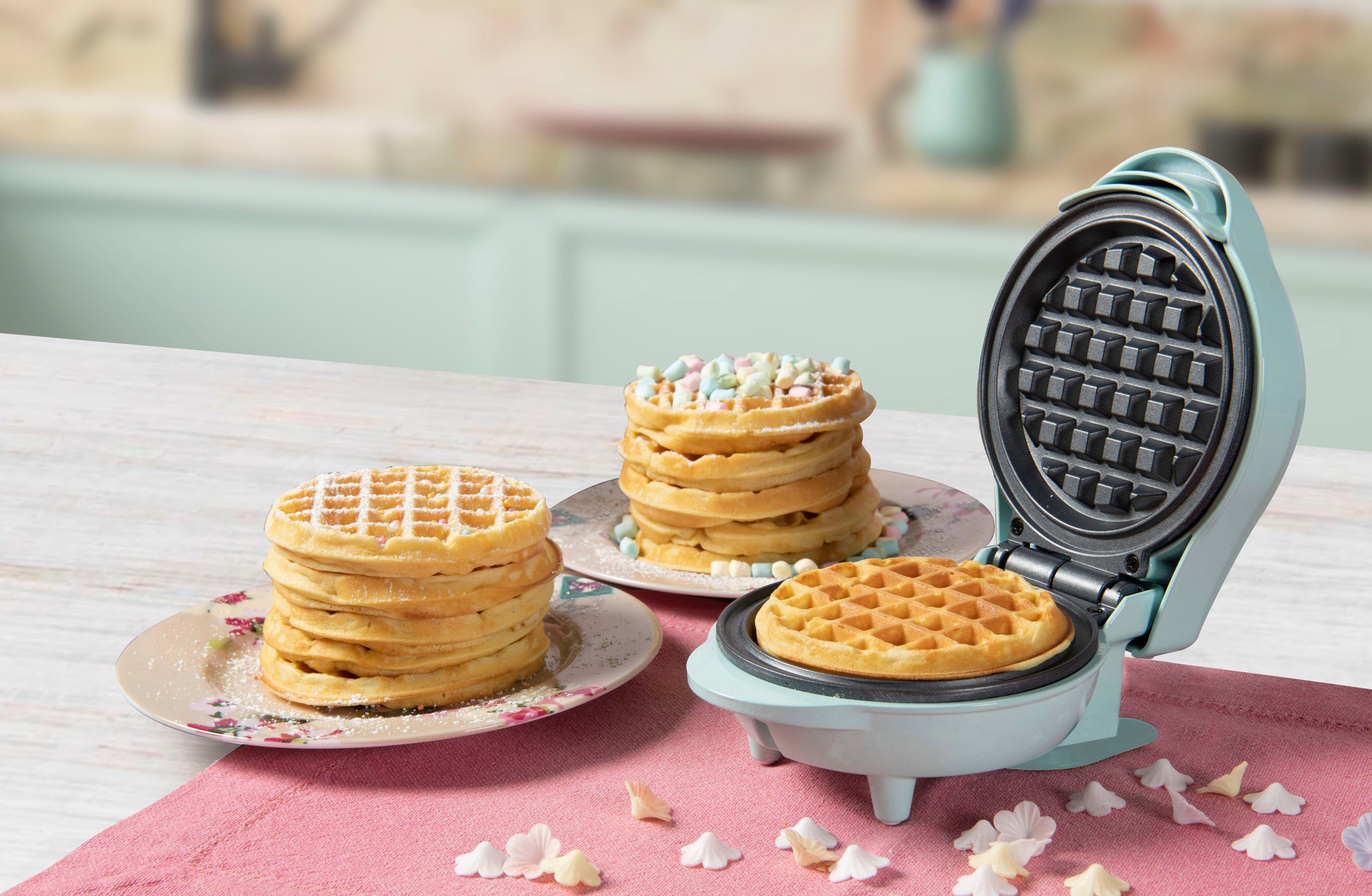 bestron Wafelijzer AMW500 Mini voor klassieke wafels, kleine wafelmaker met antiaanbaklaag