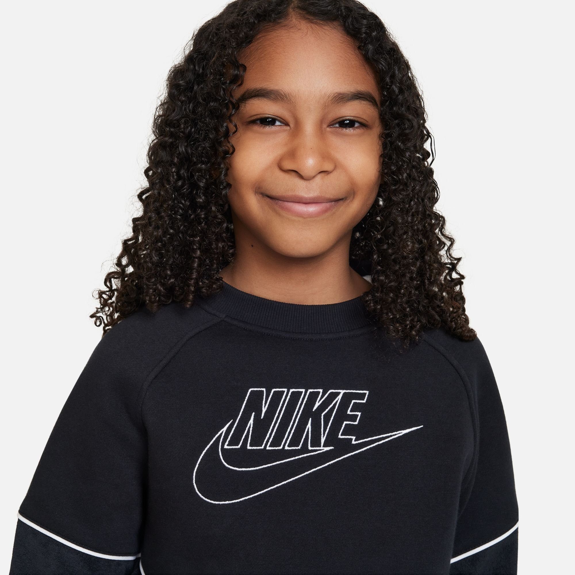 Nike Sportswear Sweatshirt BIG KIDS' (BOYS') SWEATSHIRT
