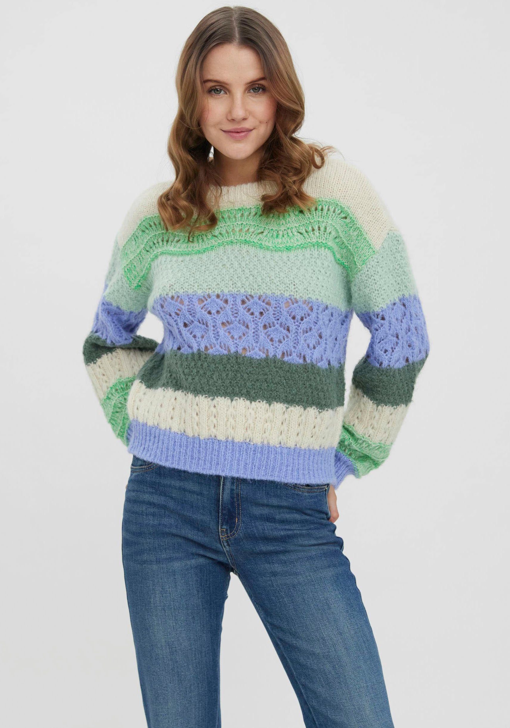 Mode Sweaters Kraagloze sweaters Vero Moda Kraagloze sweater lila gestippeld casual uitstraling 