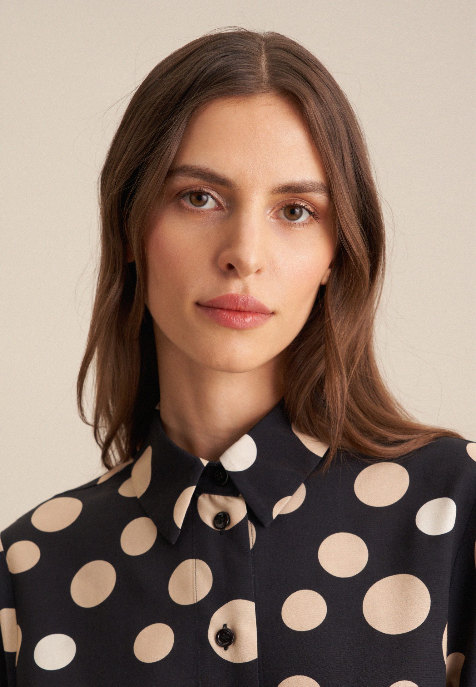 seidensticker Overhemdblouse Zwarte roos Lange mouwen kraag print