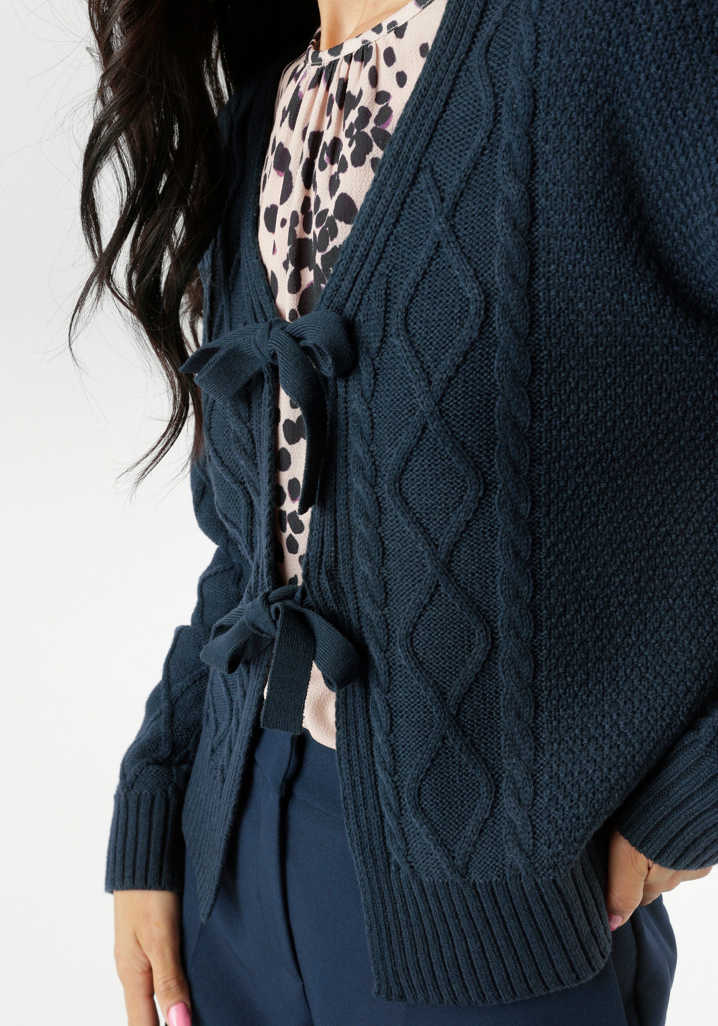Aniston SELECTED Vest met kabel- en ruitmotief - nieuwe collectie