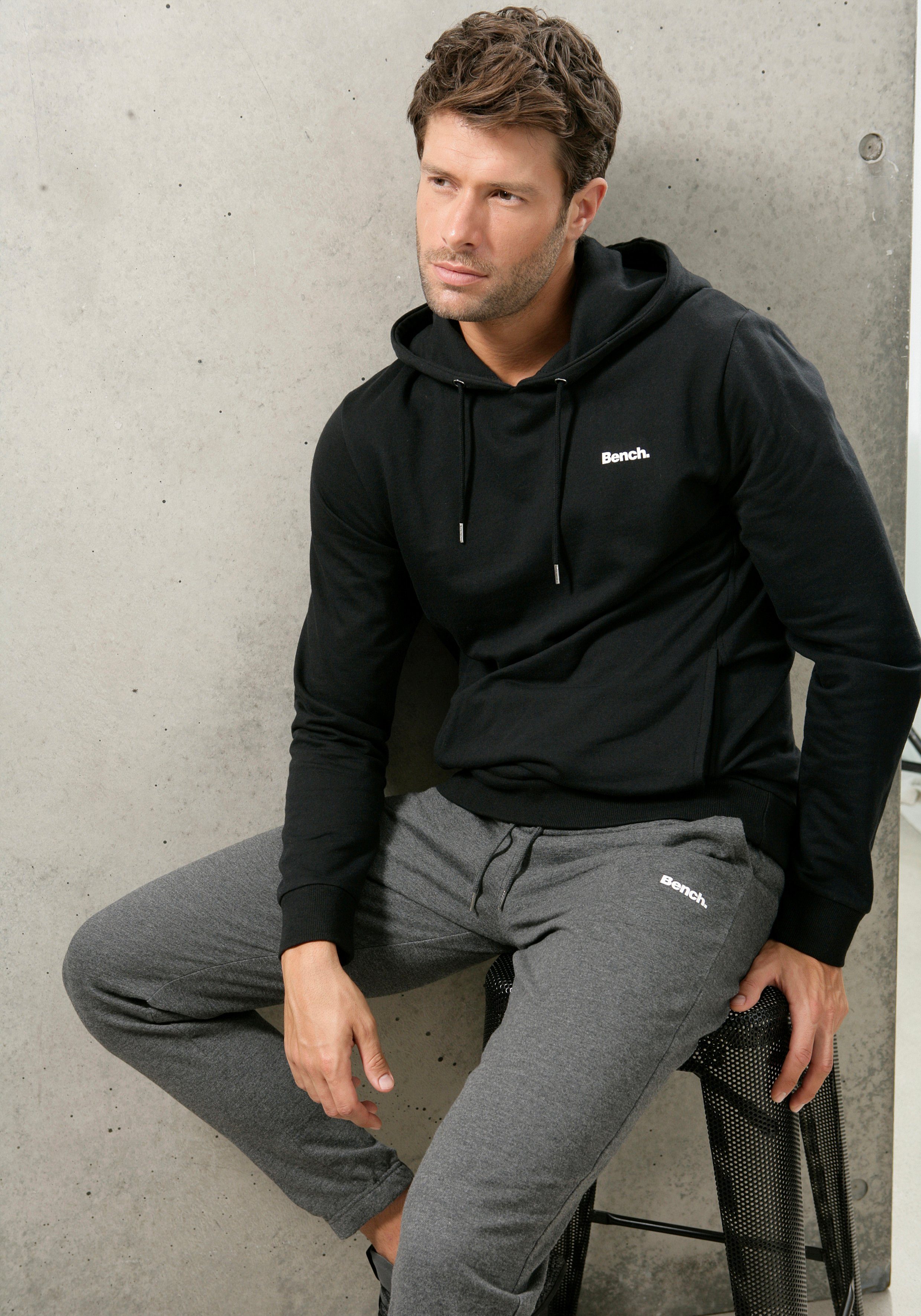 Bench. Loungewear Hoodie Sweatshirt met capuchon en zijzakken, katoenmix