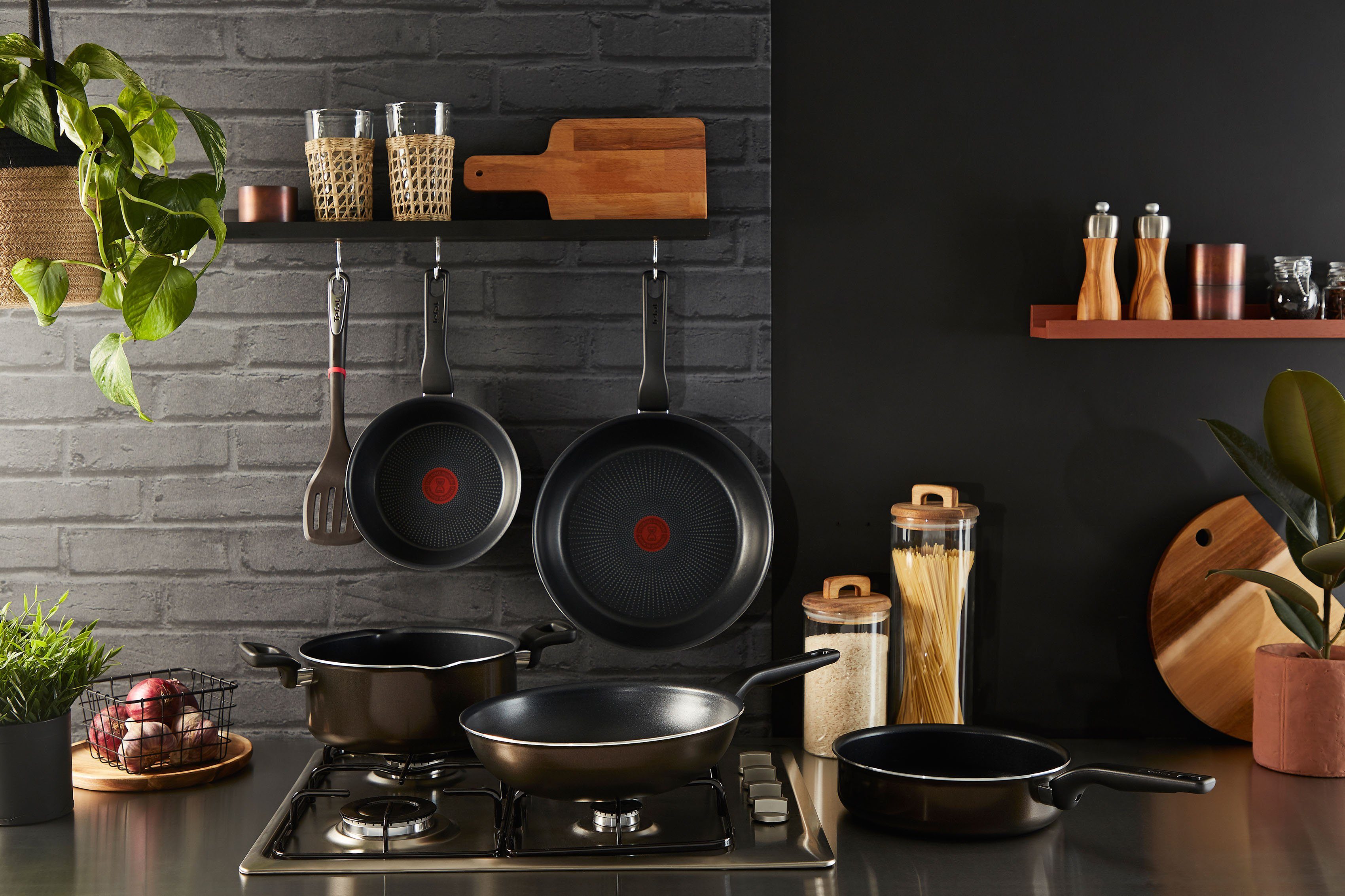 Tefal Koekenpan XL Force Anti-aanbak, thermo-signaal, diepe vorm, voor alle kookplaten behalve inductie (1-delig)