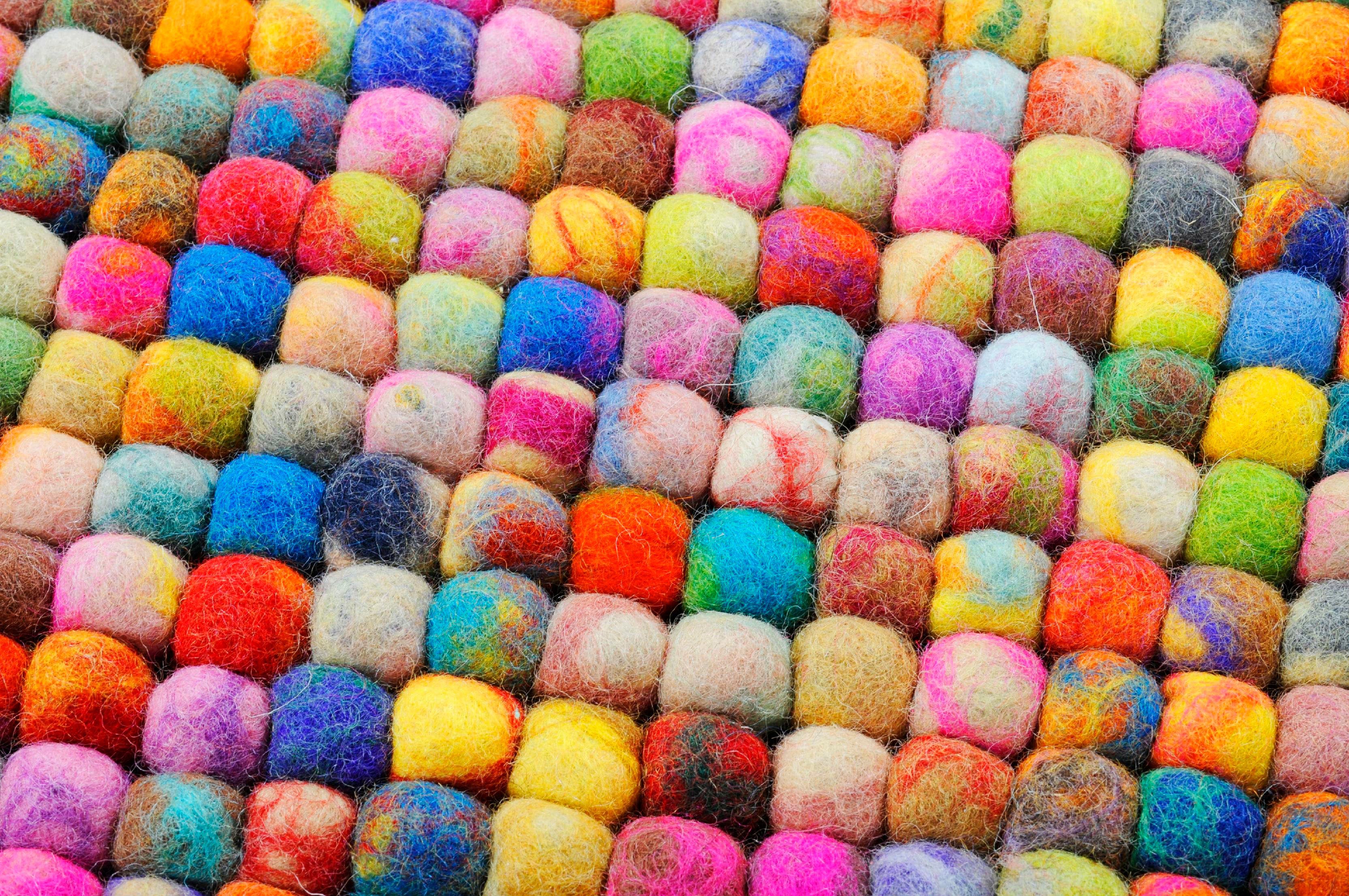 THEKO Wollen kleed Felty 2.2 Viltbolletjes-vloerkleed, zuivere wol, met de hand gemaakt