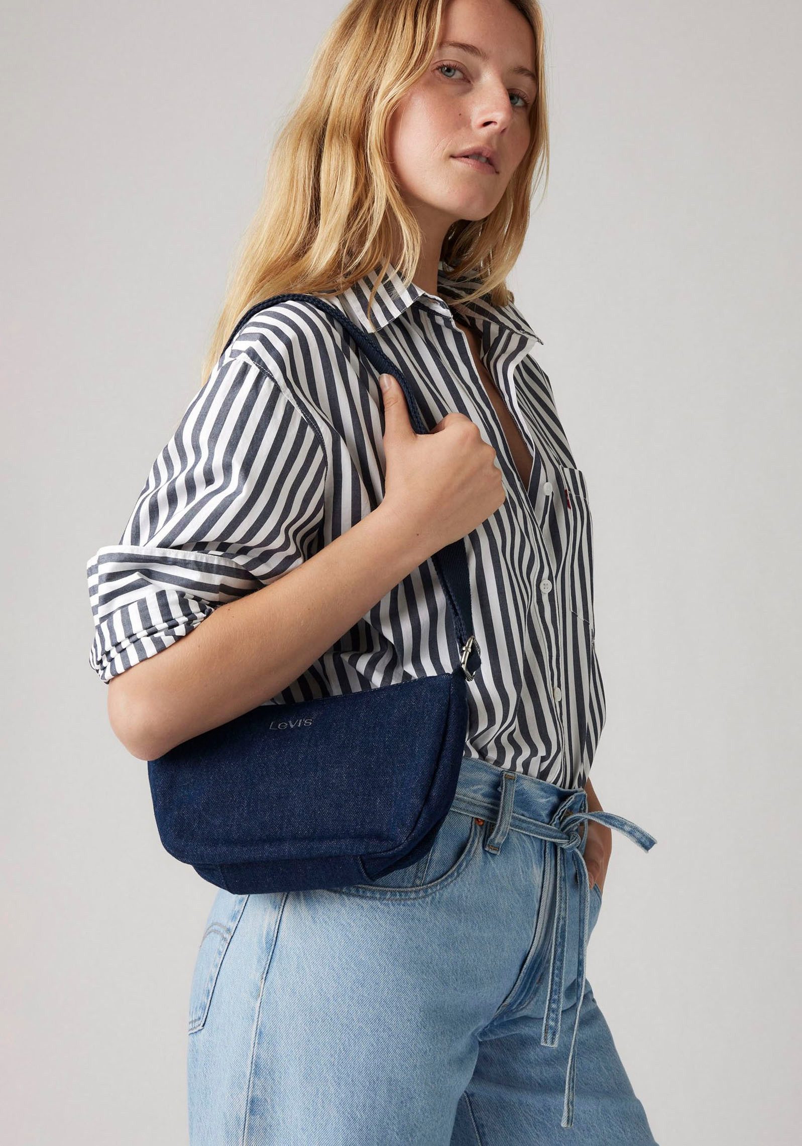 Levi's® Handtas WOMEN'S SMALL CROSSBODY BAG OV