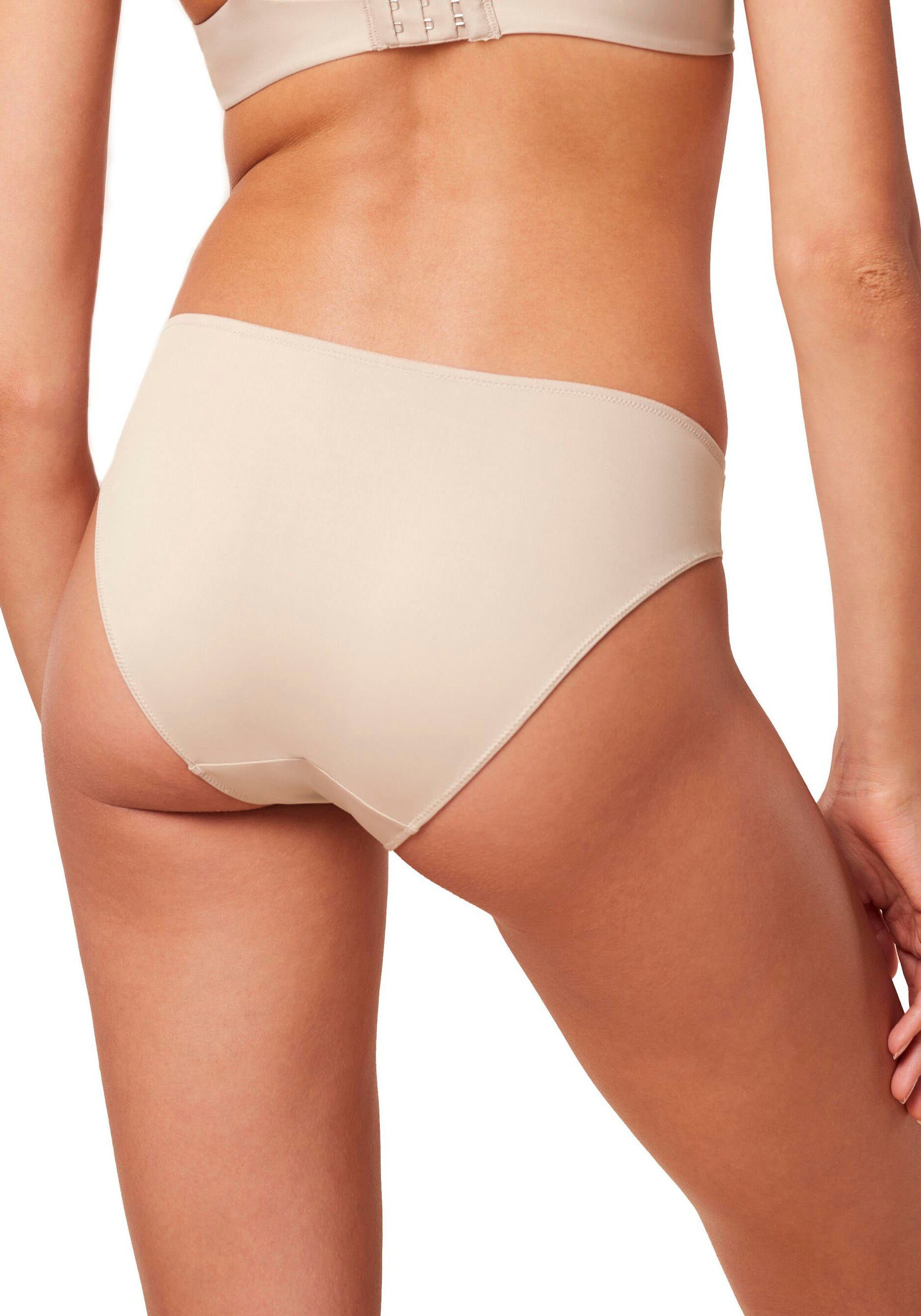 Triumph Slip Pure Micro Tai bijna onzichtbaar