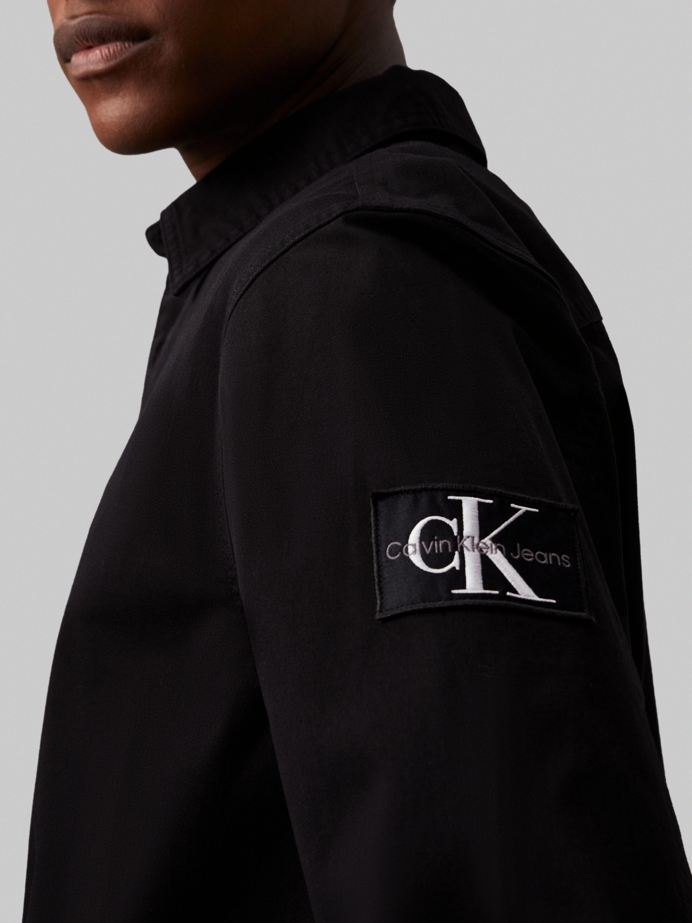 Calvin Klein Overhemd met lange mouwen MONOLOGO BADGE RELAXED SHIRT