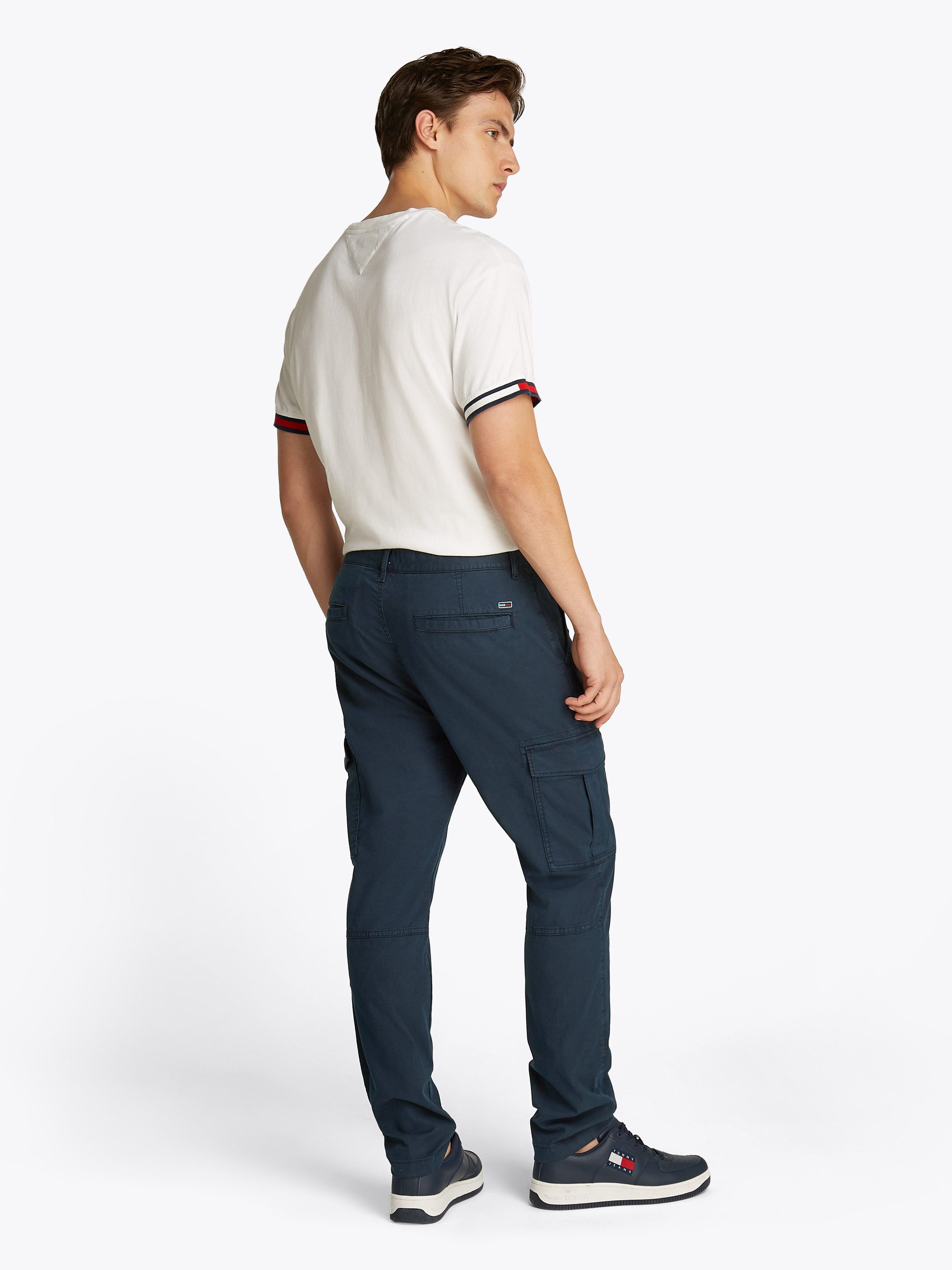 TOMMY JEANS Cargobroek TJM AUSTIN CARGO met geborduurd logo