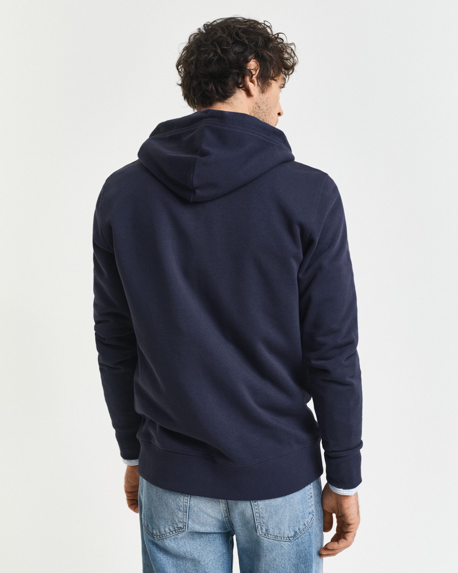 Gant Capuchonsweatvest REG SHIELD FULL ZIP HOODIE met logoborduursel op borsthoogte