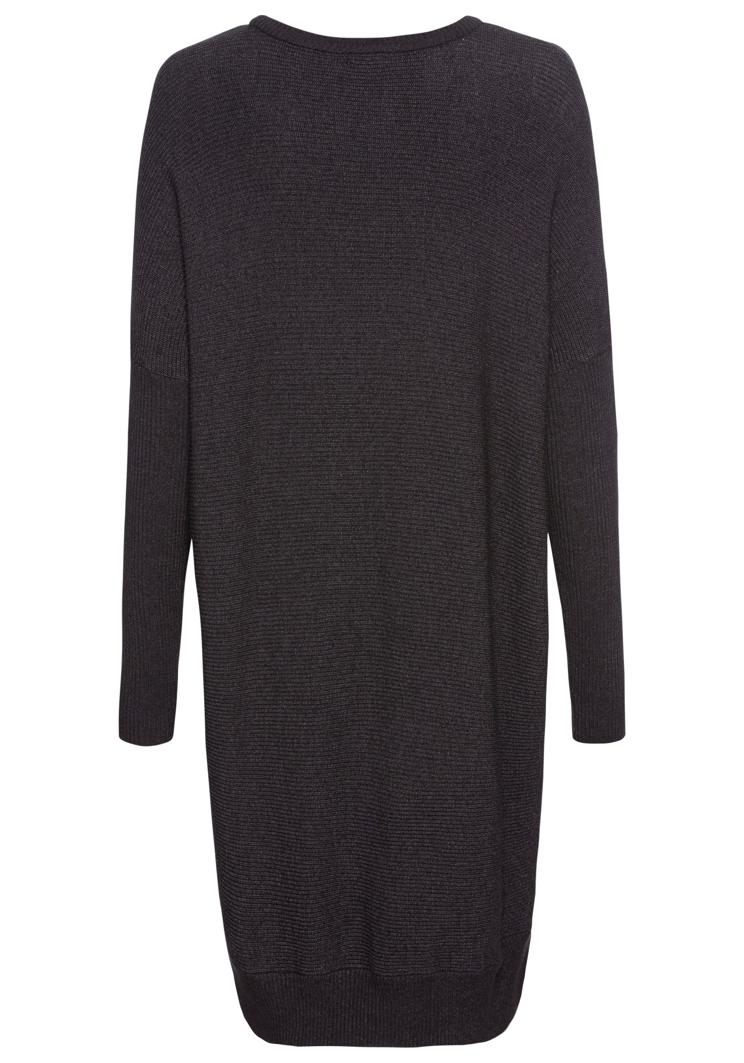 Laura Scott Lange trui in oversized