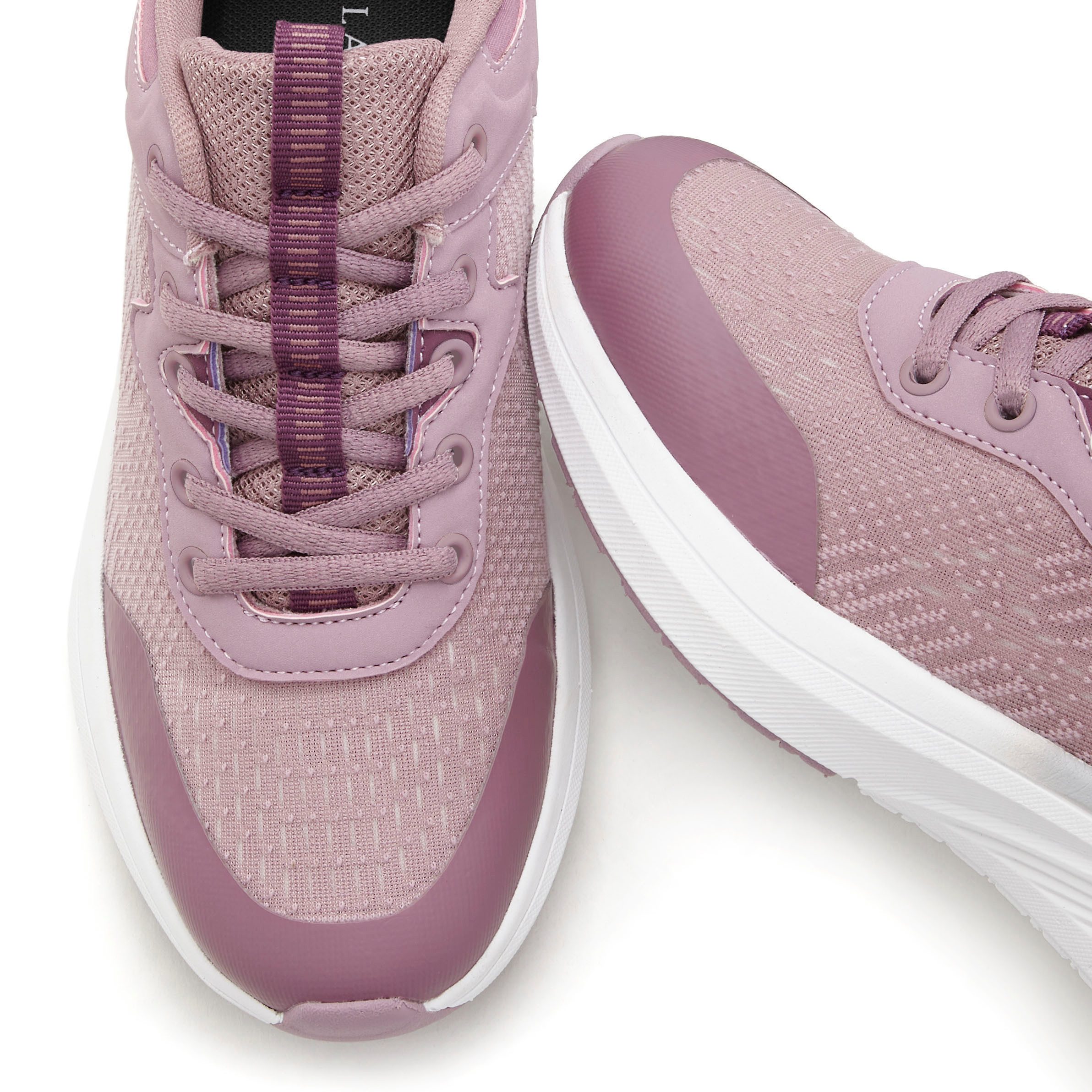 Lascana Sneakers Vrijetijdsschoen, veterschoen met uitneembare binnenzool VEGAN