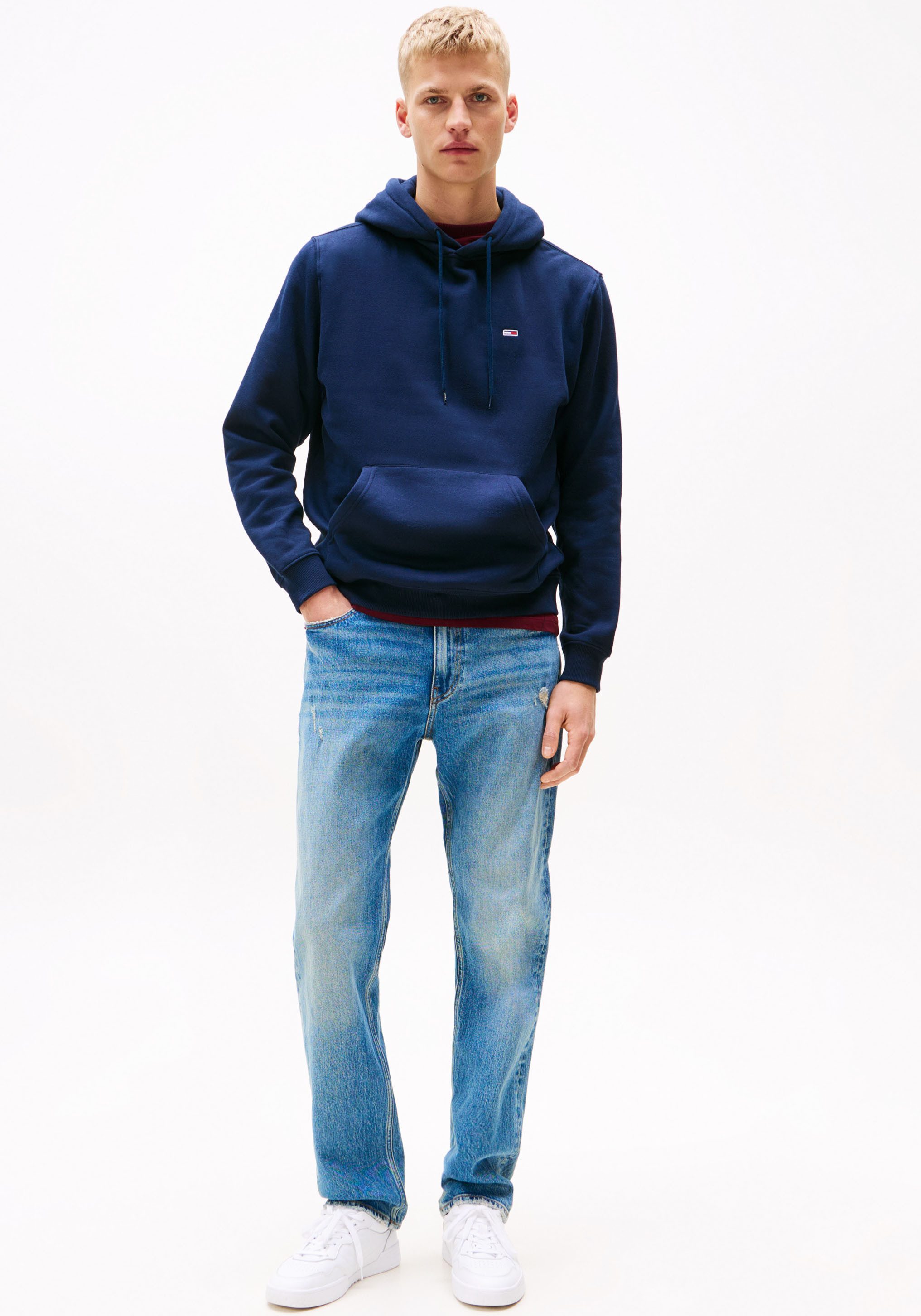 TOMMY JEANS Sweatshirt TJM REG S FLAG HOODIE met geborduurd merklogo op borsthoogte